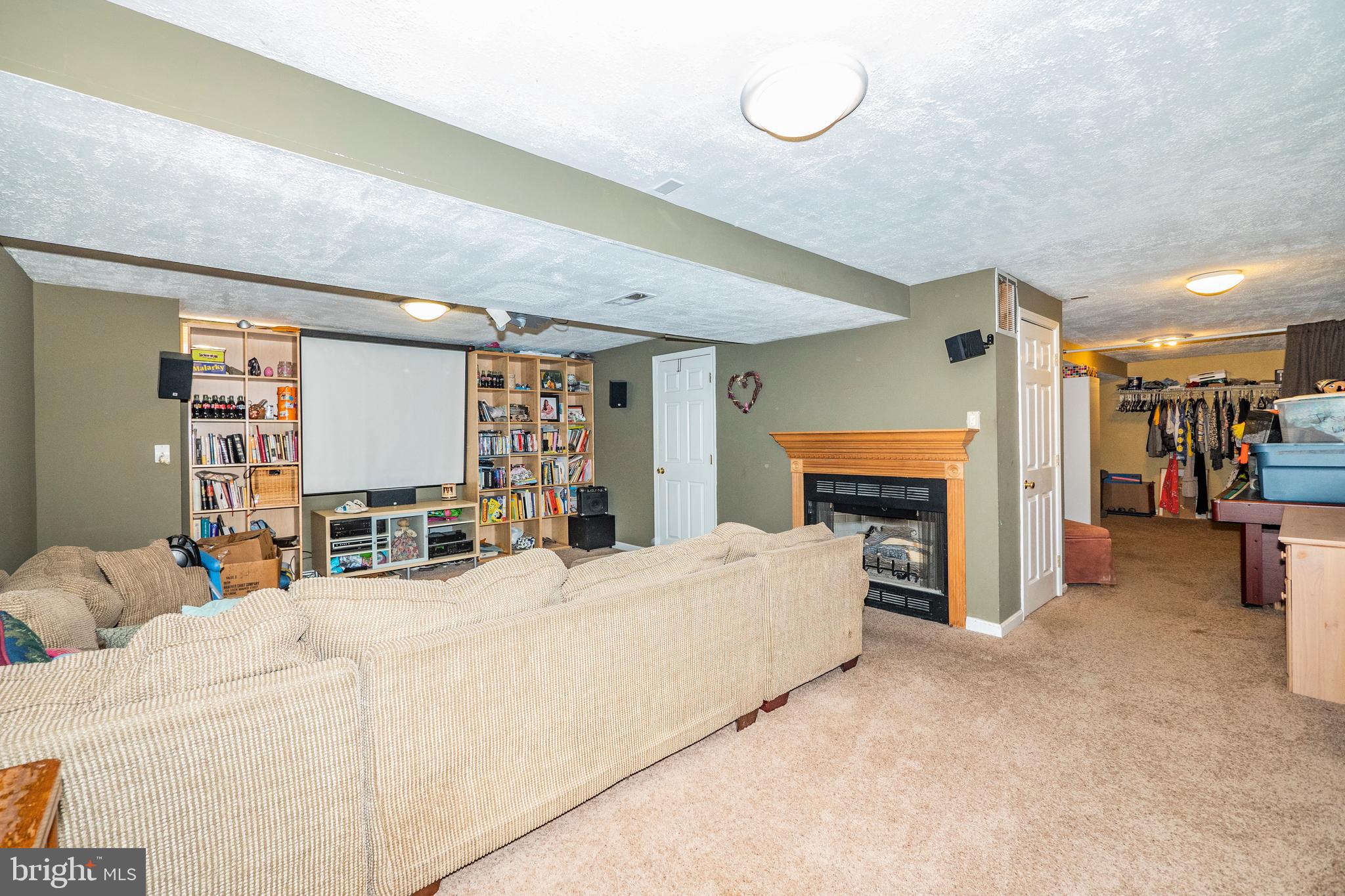 MEADOWRIDGE LANDING - Residential