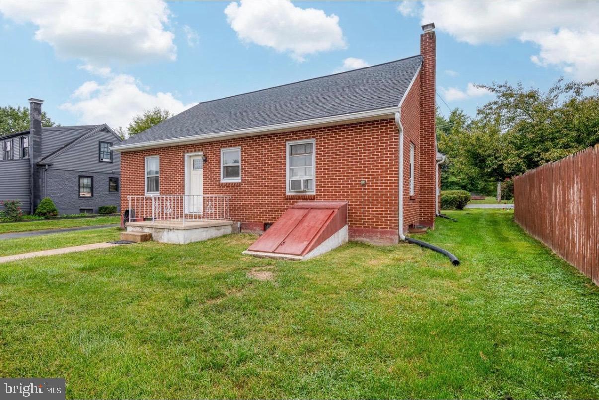 923 ROHRERSTOWN ROAD