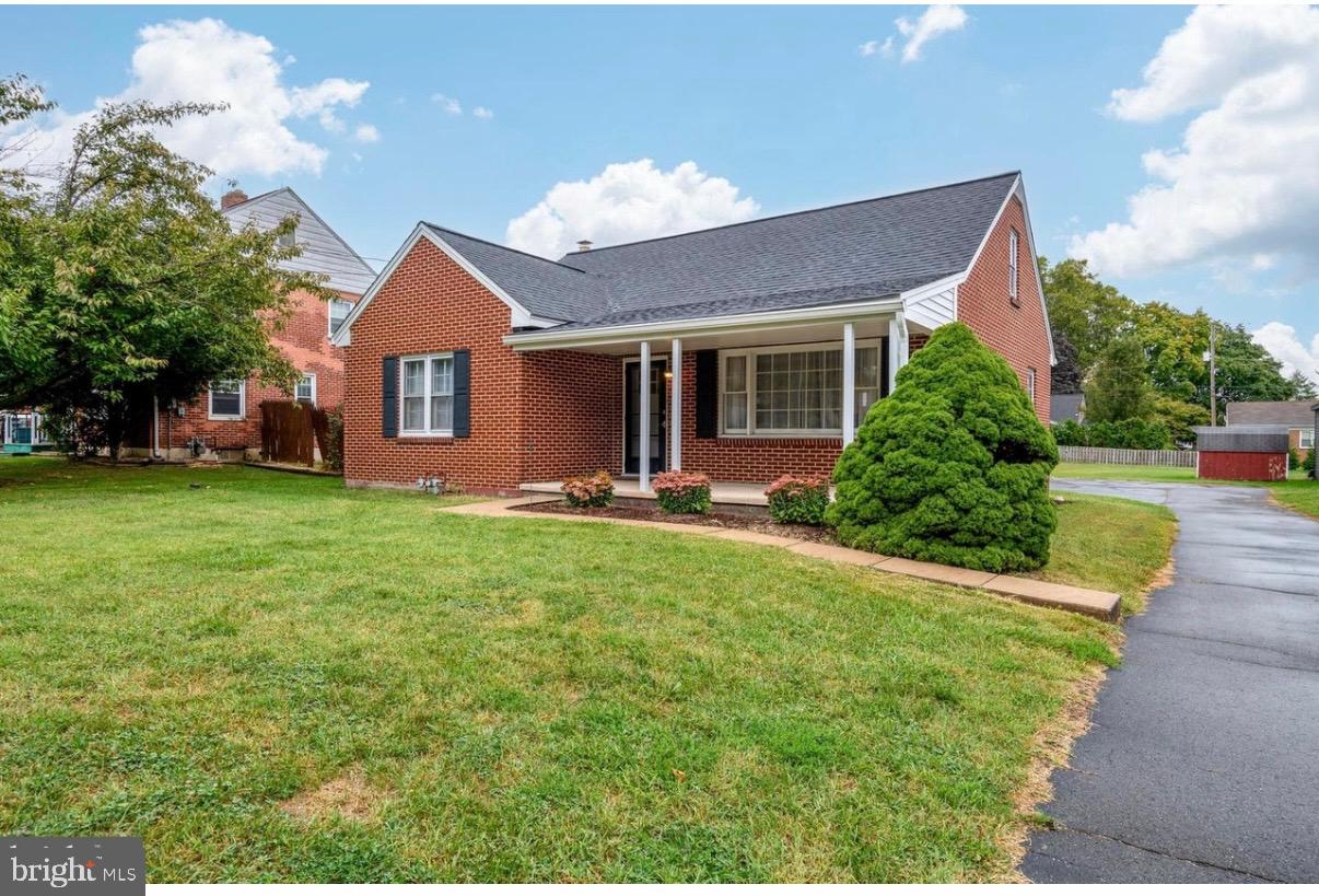 923 ROHRERSTOWN ROAD