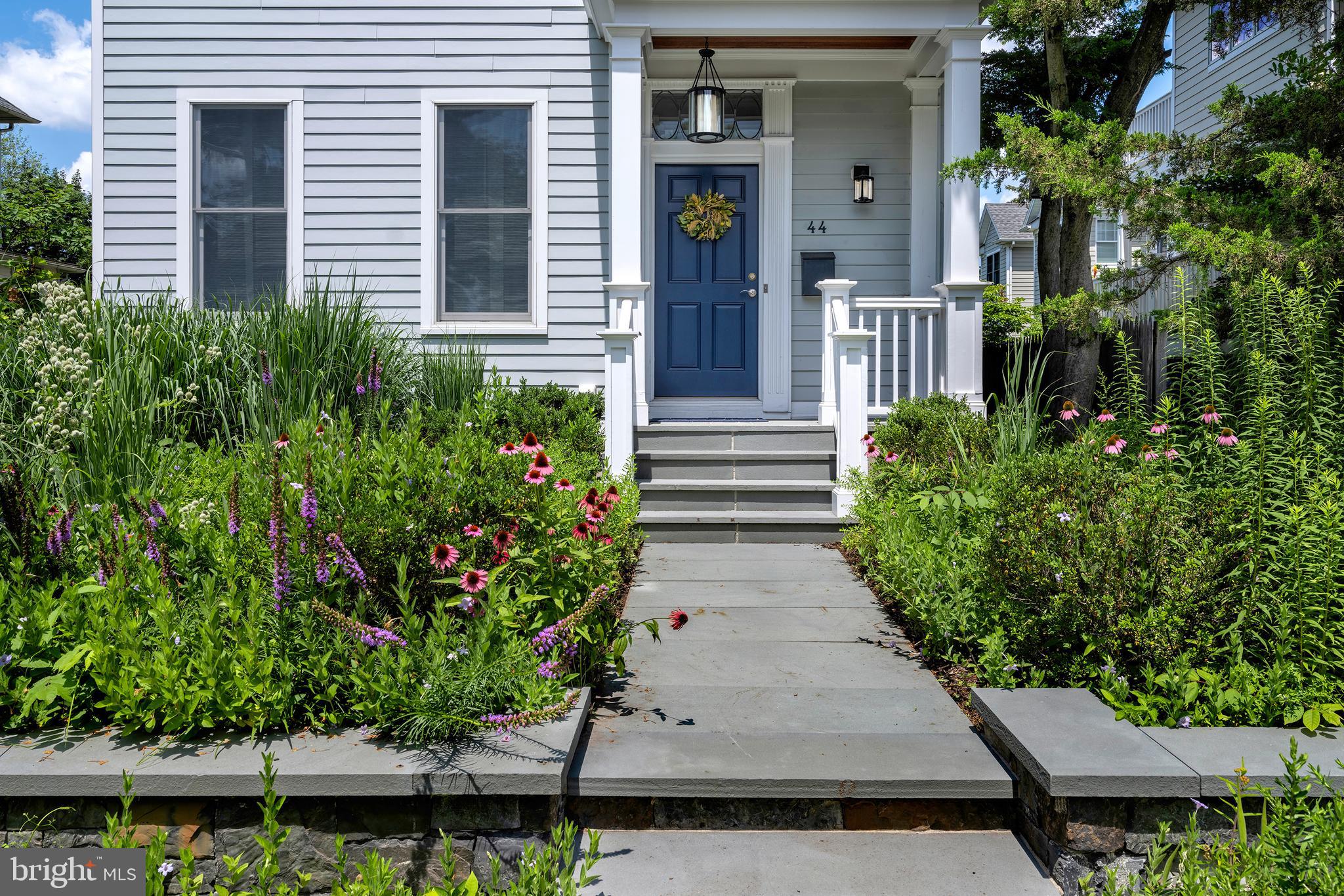 44 WIGGINS STREET