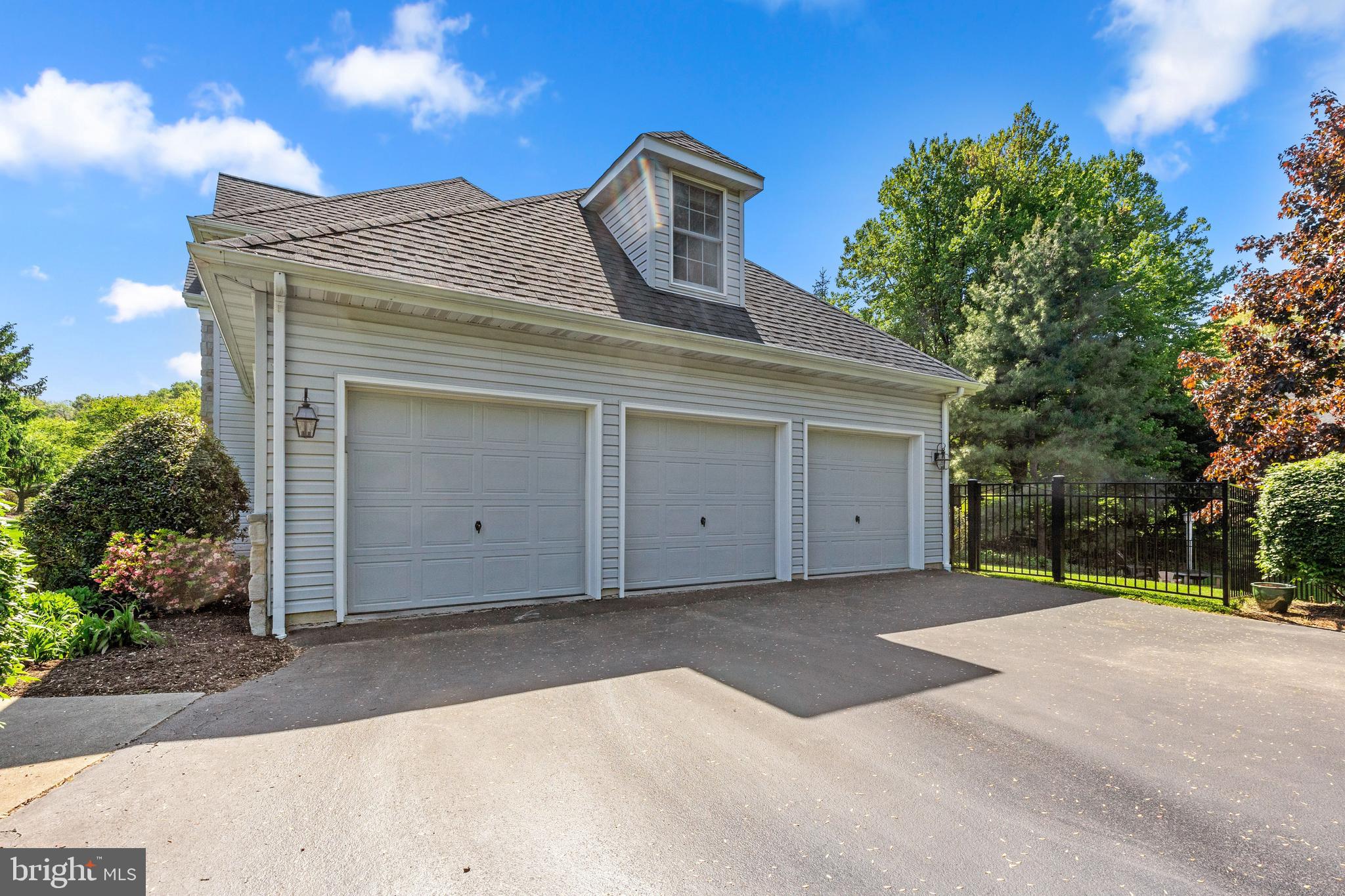 1358 SYLVAN