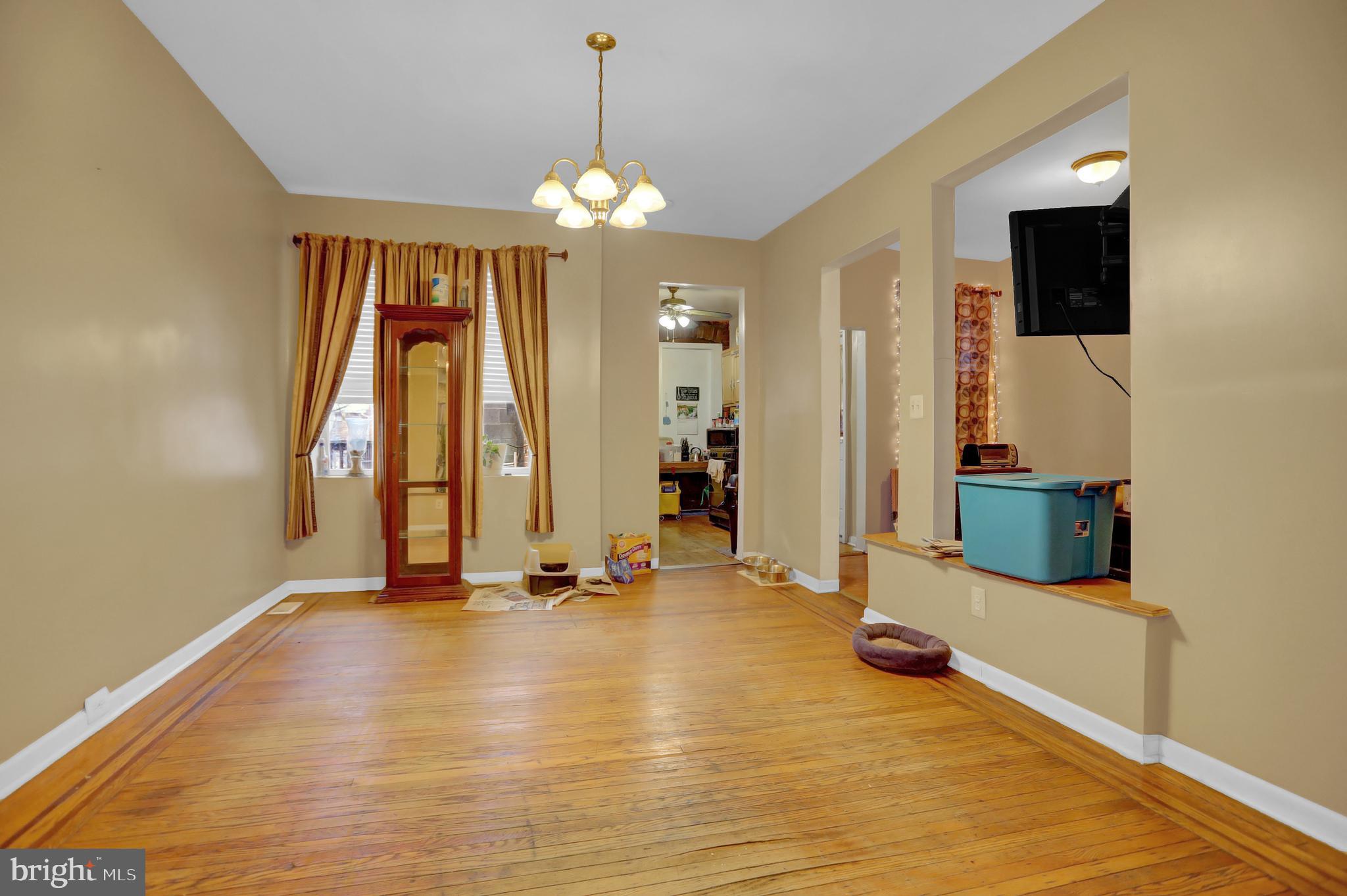 LIBERTY SQUARE - Residential