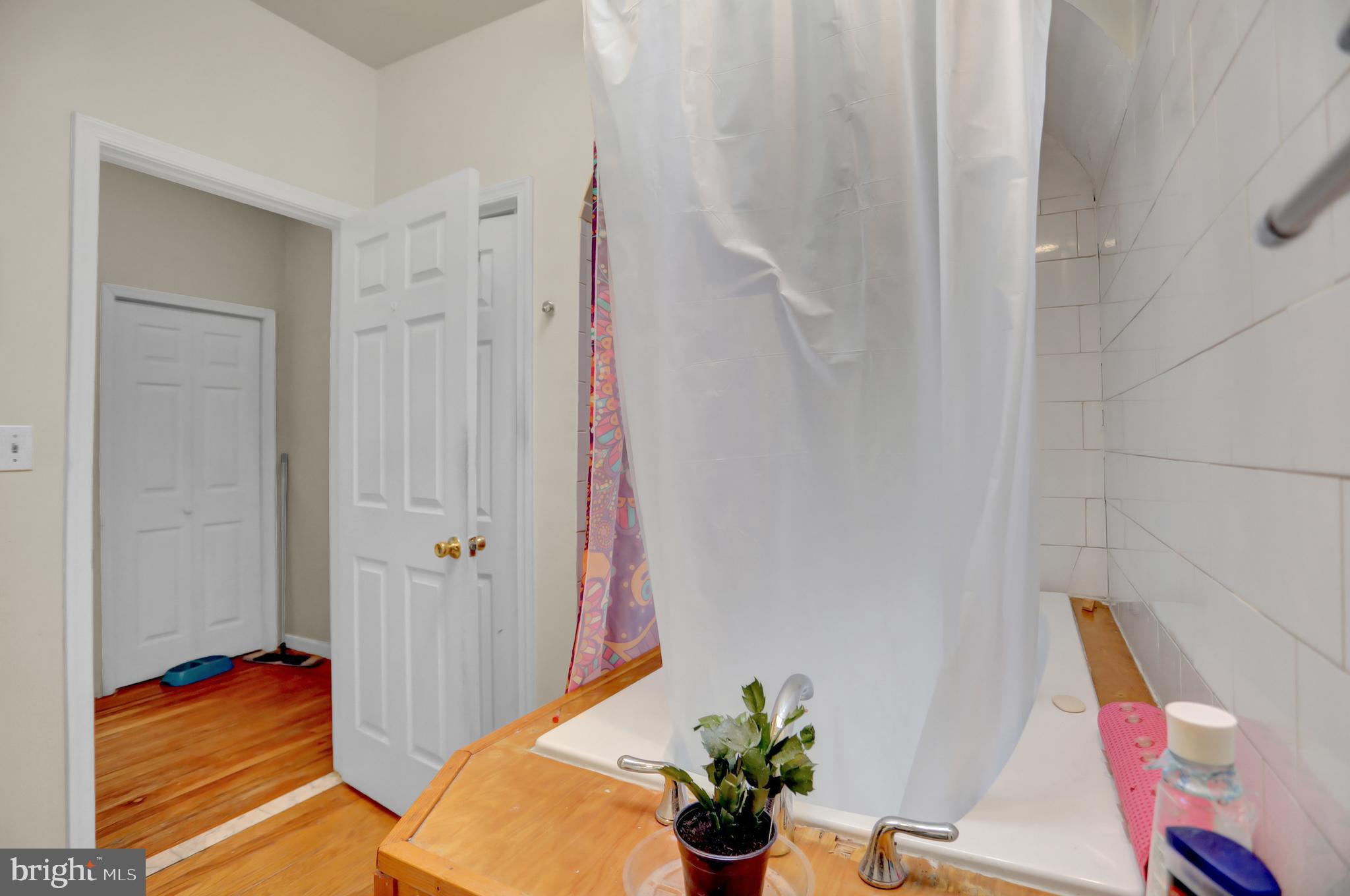 LIBERTY SQUARE - Residential