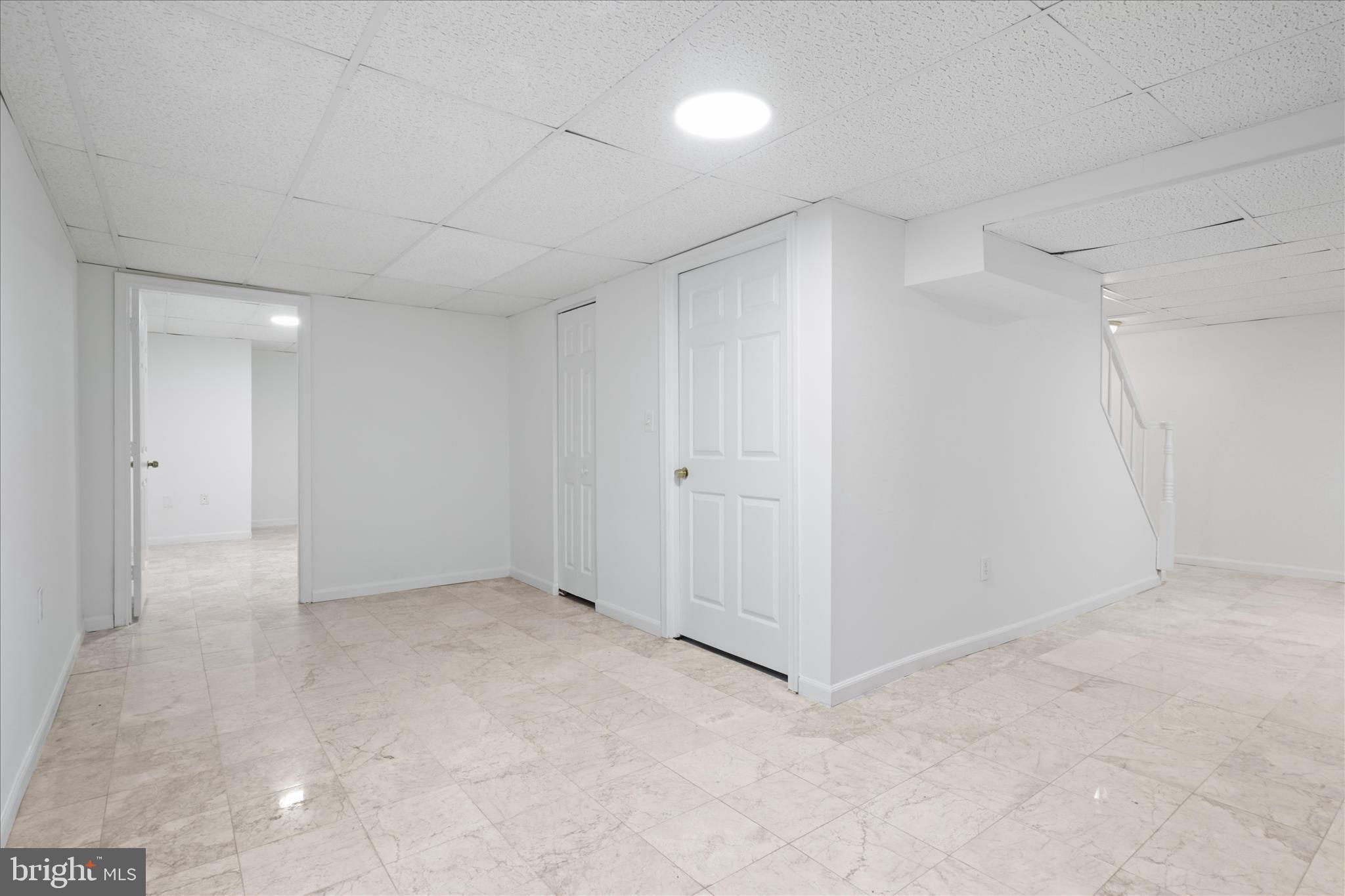 FORESTVILLE FARMS - Residential Lease