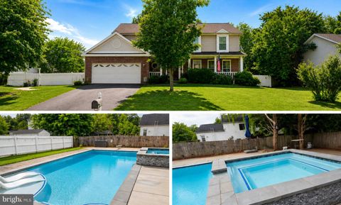 Photo of 10409 Sorrell Drive, MANASSAS, VA 20110 (MLS # VAMN2011070)