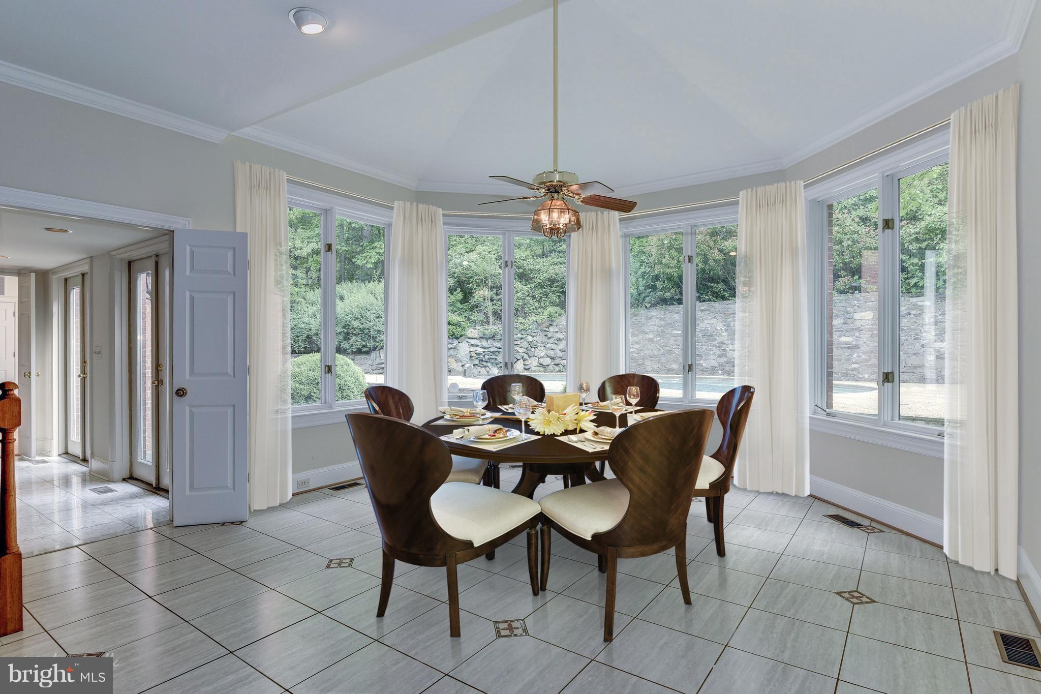 RIVER OAKS FARM - Residential