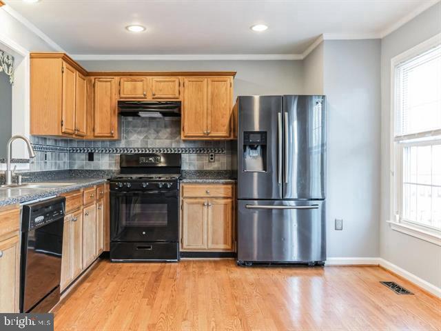 7725 HICKORY GLEN WAY