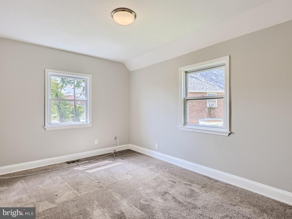 NORTHWOOD - Residential