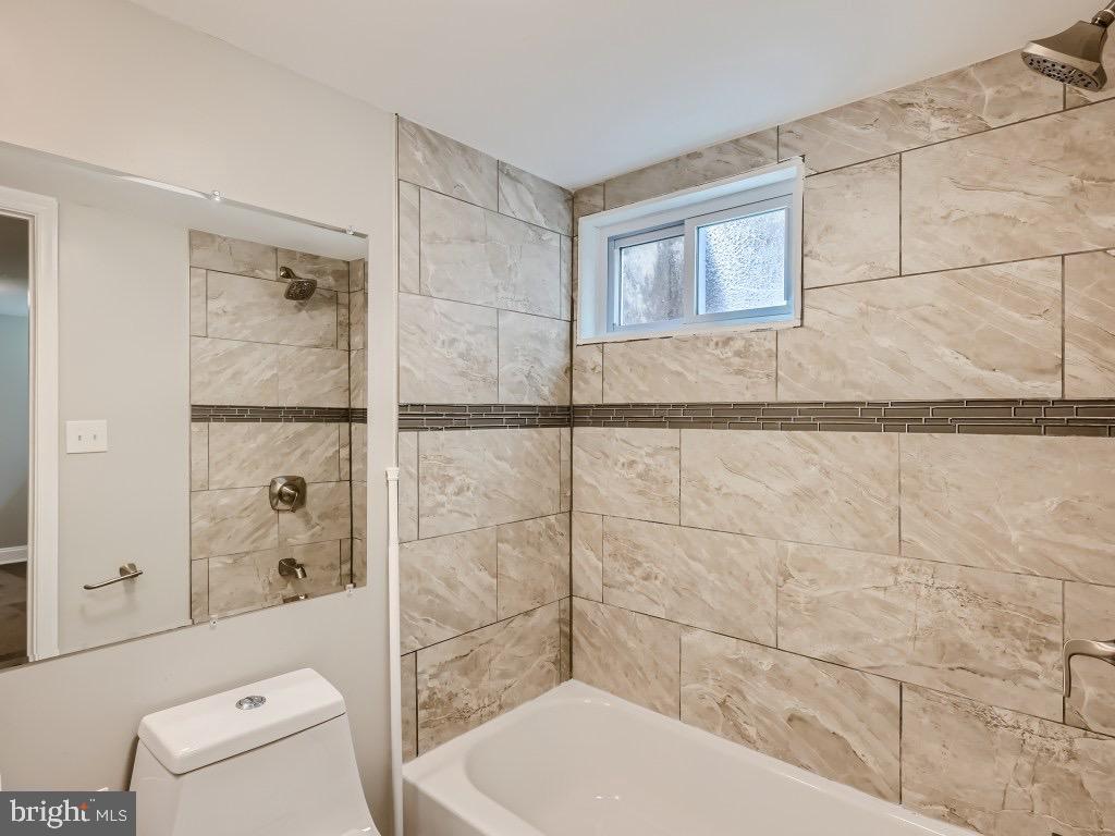 NORTHWOOD - Residential