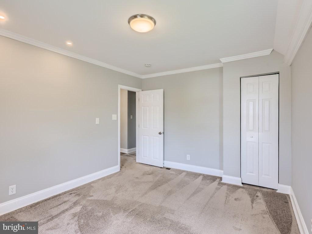 NORTHWOOD - Residential