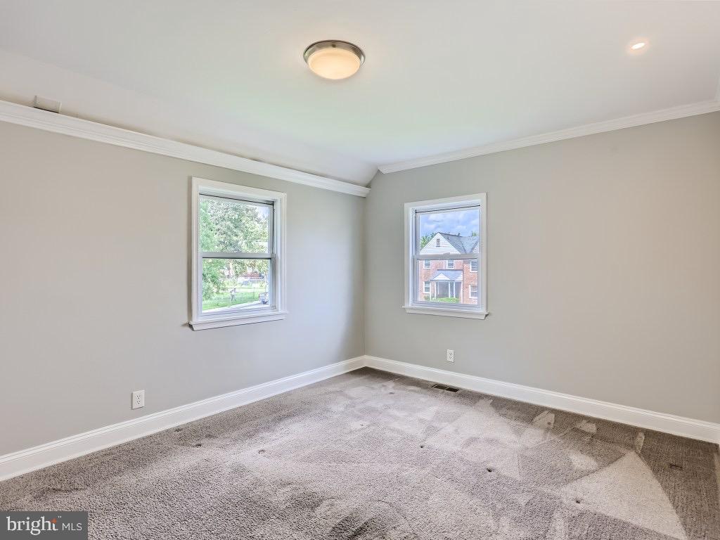 NORTHWOOD - Residential