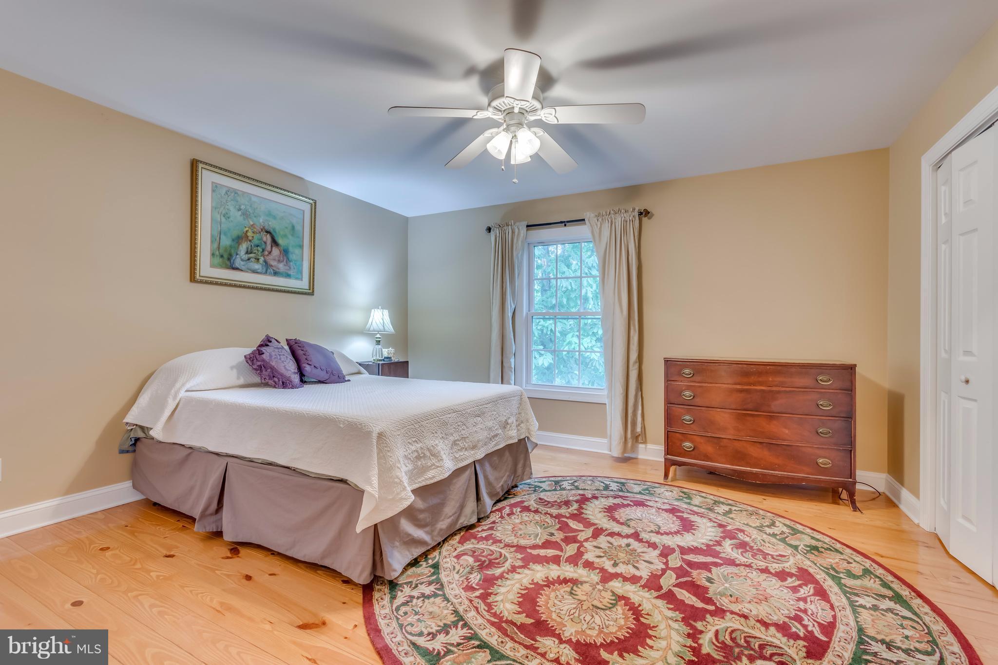 MIDDLE CREEK MANOR - Residential