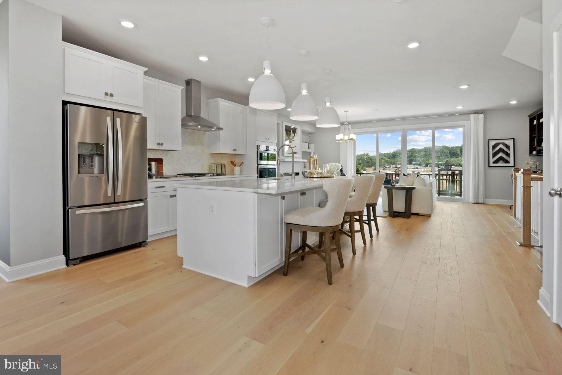 EAST QUARTER - Residential