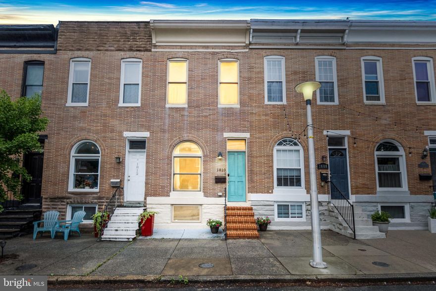 Welcome to 1810 Jackson Street, a meticulously maintained home offering 3 bedrooms, 3 bathrooms, and over 1600 square feet of living space. This stunning property features original wood floors, exposed brick walls, and a tasteful blend of modern amenities and historic charm.  Entering the main level you are greeted by an open floor plan accentuated by an exposed brick wall and original wood floors leading you to a thoughtfully designed kitchen with stainless steel appliances, granite countertops, and an inviting ambiance. The amazing primary bedroom includes an en-suite full bath, providing a private retreat within the home and plenty of closet space.  Additionally, the second level conveniently houses a laundry area for added convenience as well as another full bath and an additional bedroom.  The finished basement presents a versatile space with the potential for a third bedroom, providing flexibility to suit your needs. Outside, a parking pad offers convenience, while the roof deck provides 360-degree views of the city, creating an ideal space for relaxation and entertainment.With air conditioning, a dryer, and a basement, this home offers practicality and comfort. The property has been updated by the prior owner and spectacularly maintained, ensuring a move-in ready experience for the new owner.  Located just a few blocks from Riverside Park and set away from the commercial traffic of Fort Ave, you’ll love the convenience this location provides. Don't miss the opportunity to own this exceptional home. Contact us today to schedule a showing and experience the allure of 1810 Jackson Street for yourself.