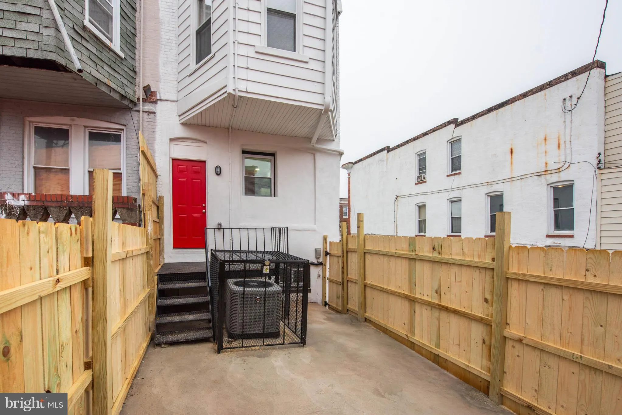 Baltimore, Maryland 21213, United States, 5 Bedrooms Bedrooms, ,4 BathroomsBathrooms,Residential,Active,26550