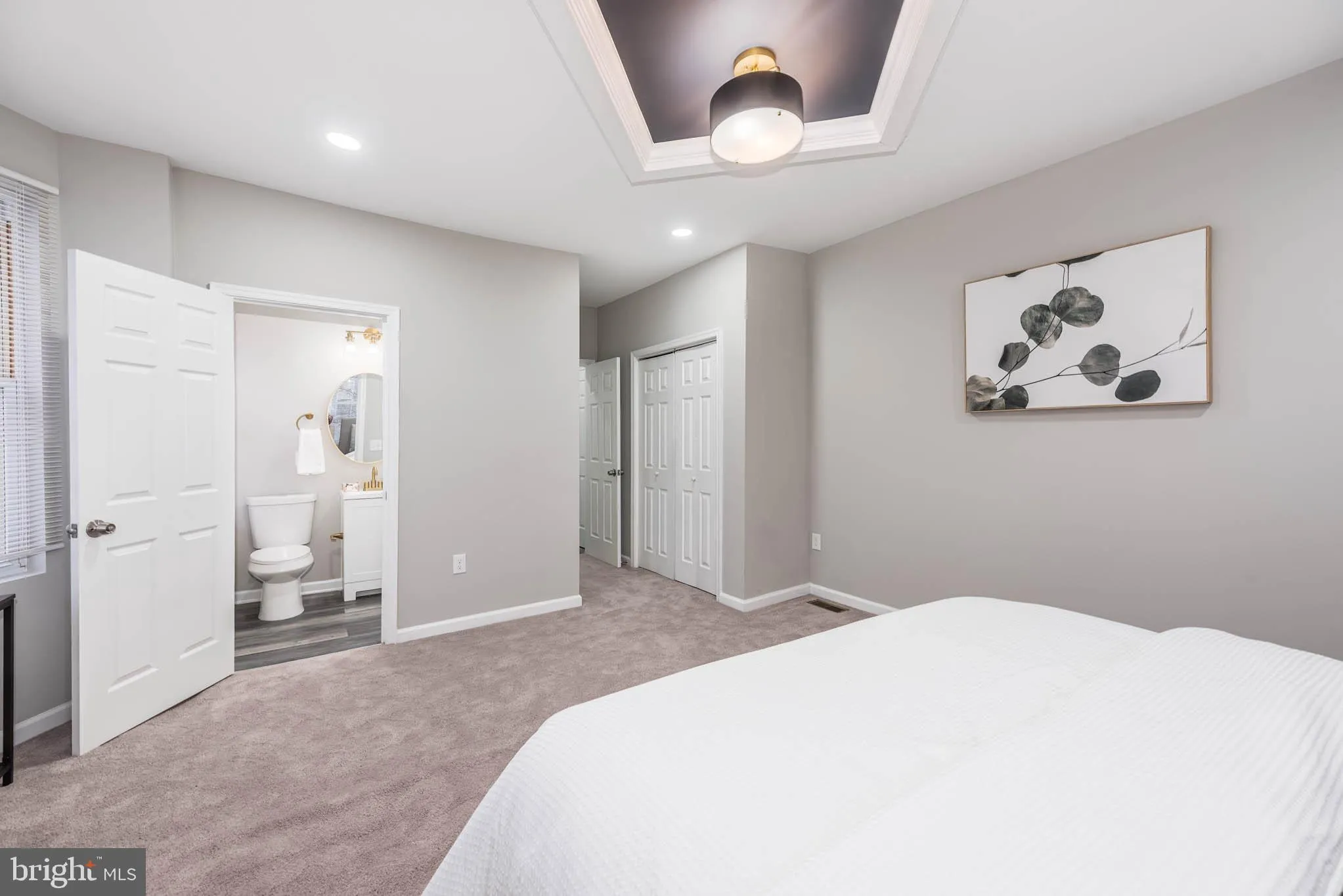 Baltimore, Maryland 21213, United States, 5 Bedrooms Bedrooms, ,4 BathroomsBathrooms,Residential,Active,26550