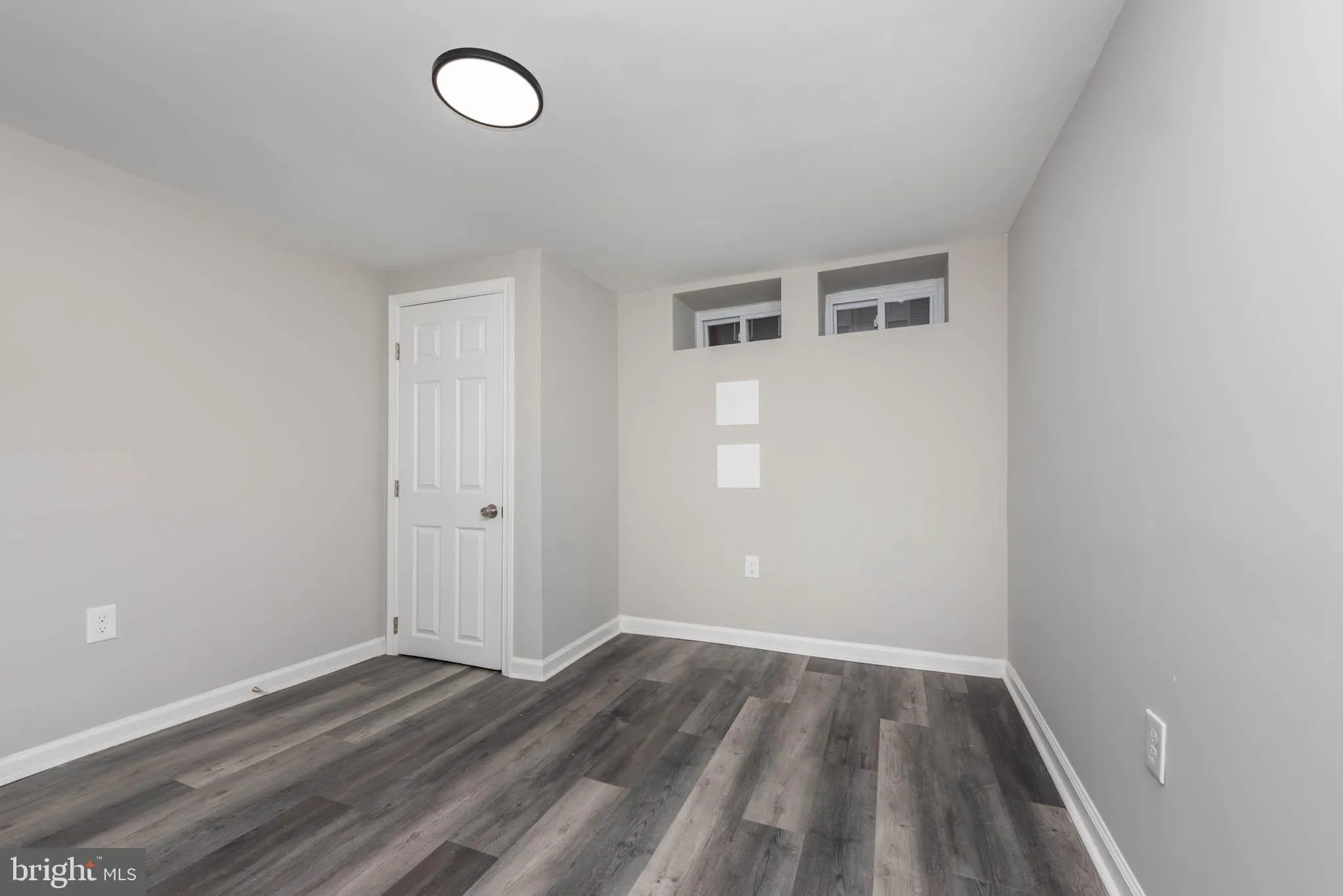 Baltimore, Maryland 21213, United States, 5 Bedrooms Bedrooms, ,4 BathroomsBathrooms,Residential,Active,26550