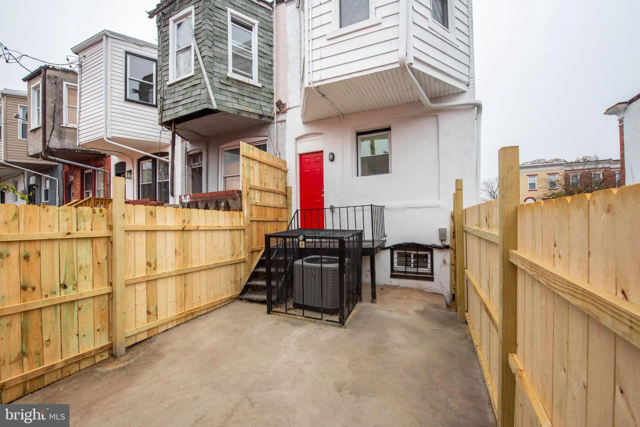 Baltimore, Maryland 21213, United States, 5 Bedrooms Bedrooms, ,4 BathroomsBathrooms,Residential,Active,26550