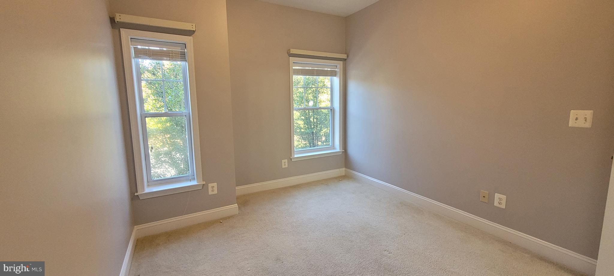 WAVERLY WOODS - Residential Lease