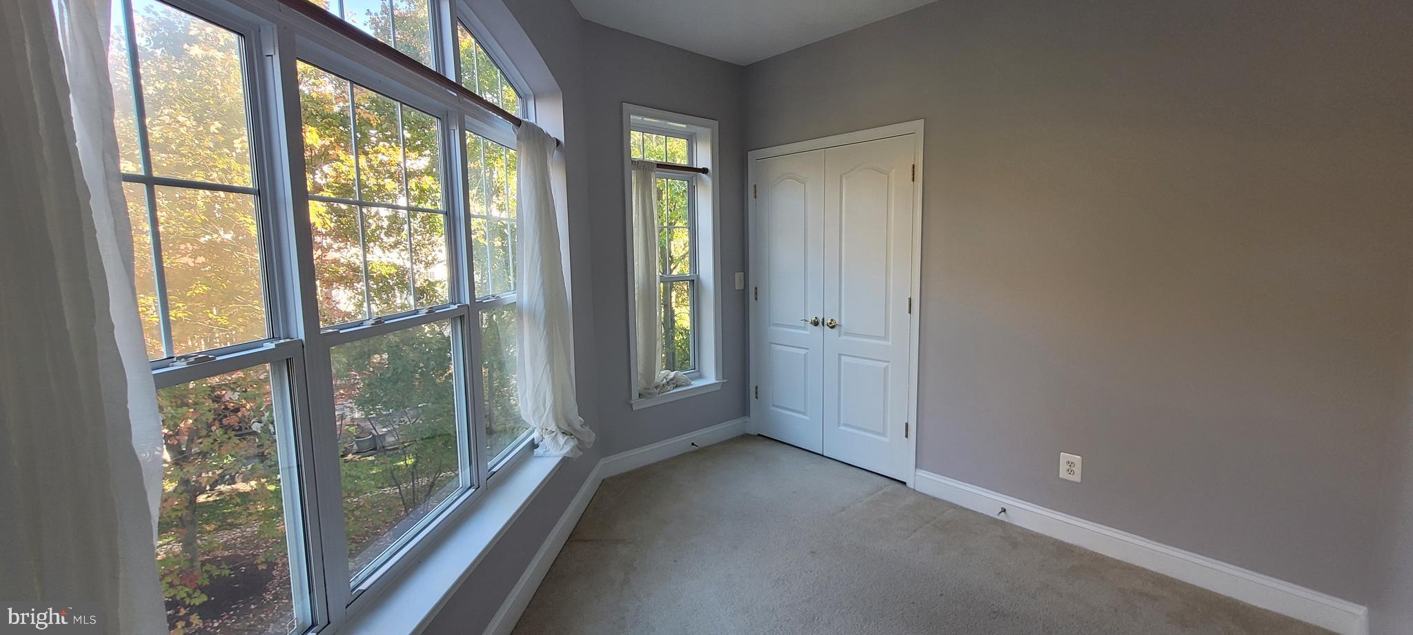 WAVERLY WOODS - Residential Lease