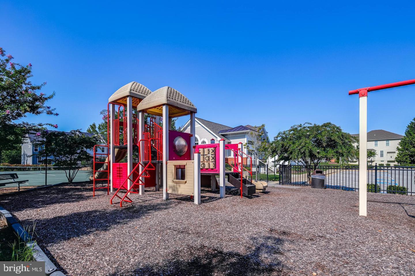 THE ENCLAVE AT ARUNDEL PRESERVE - Residential Lease