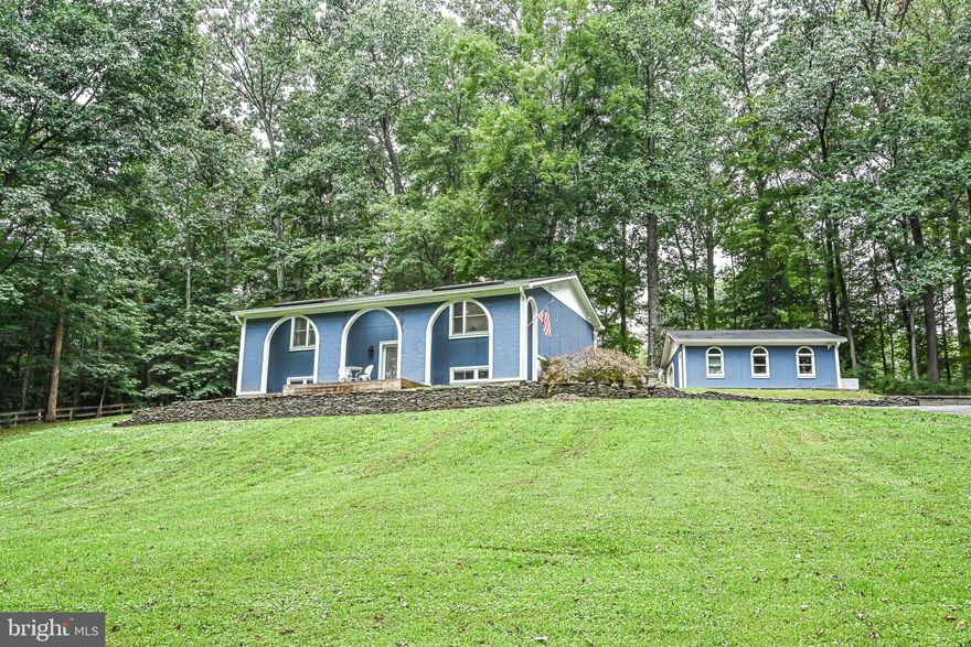 *****NO PETS ALLOWED****PLEASE NOTE THE LISTING AGENT MIGHT NOT BE ABLE TO ADDRESS ALL EMAIL INQUIRIES RECEIVED THROUGH ZILLOW OR OTHER ONLINE REAL ESTATE PLATFORMS. FOR SCHEDULING VIEWINGS OR ANY QUERIES REGARDING THIS PROPERTY, KINDLY REACH OUT TO THE LISTING AGENT DIRECTLY VIA TEXT*****