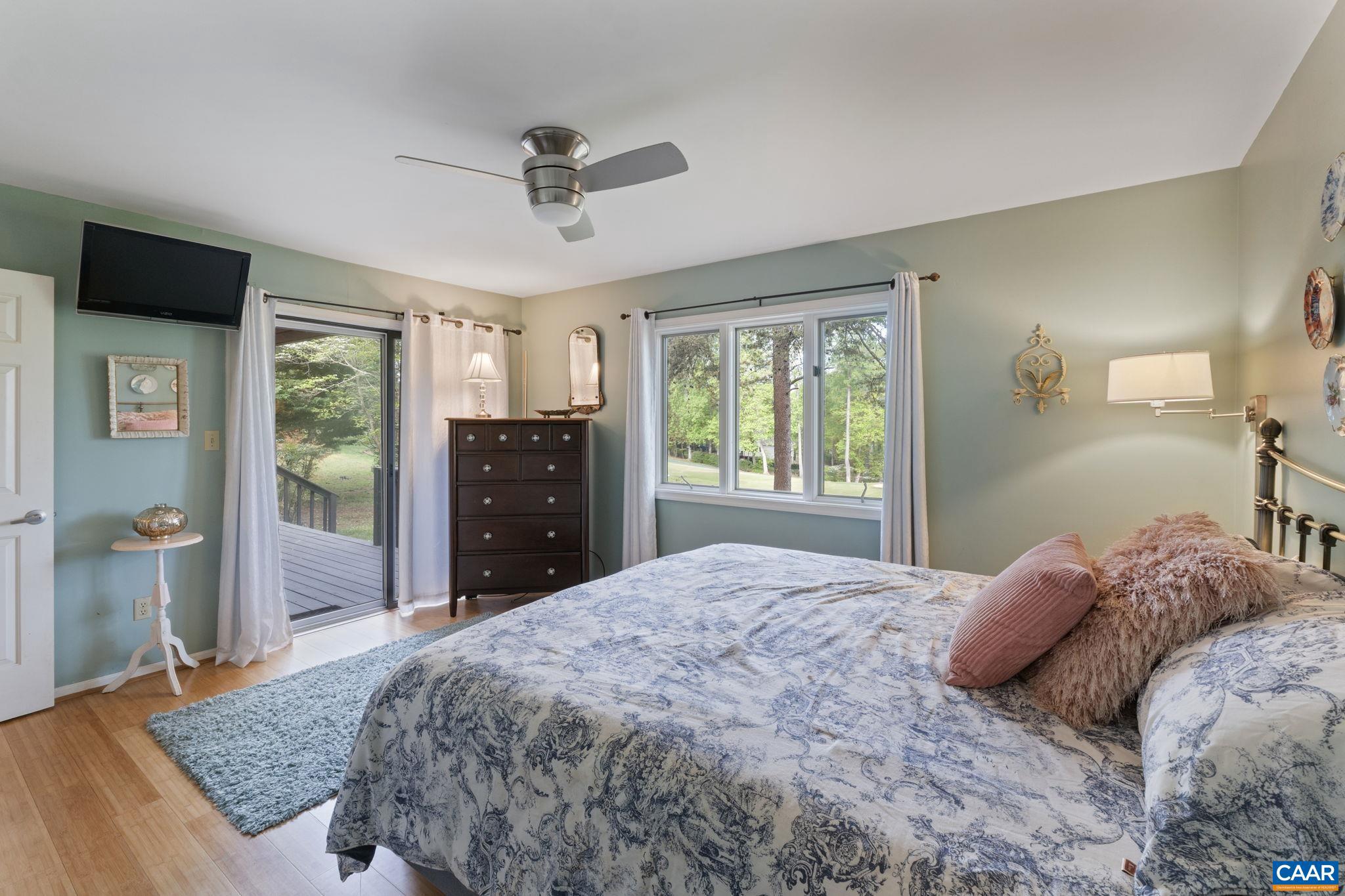 LAKE MONTICELLO - Residential