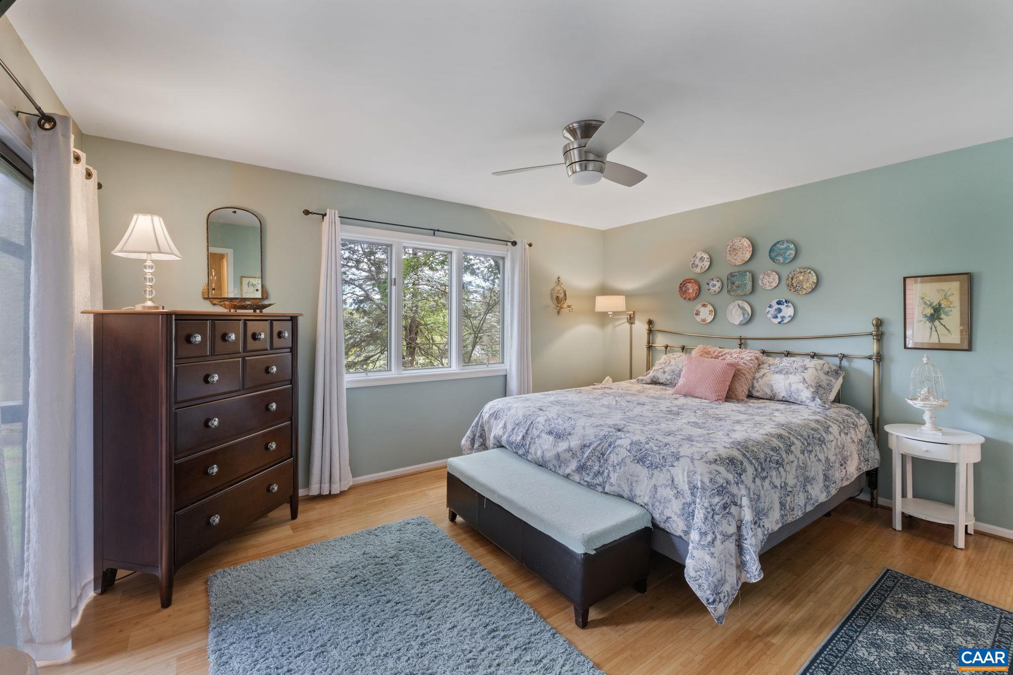 LAKE MONTICELLO - Residential