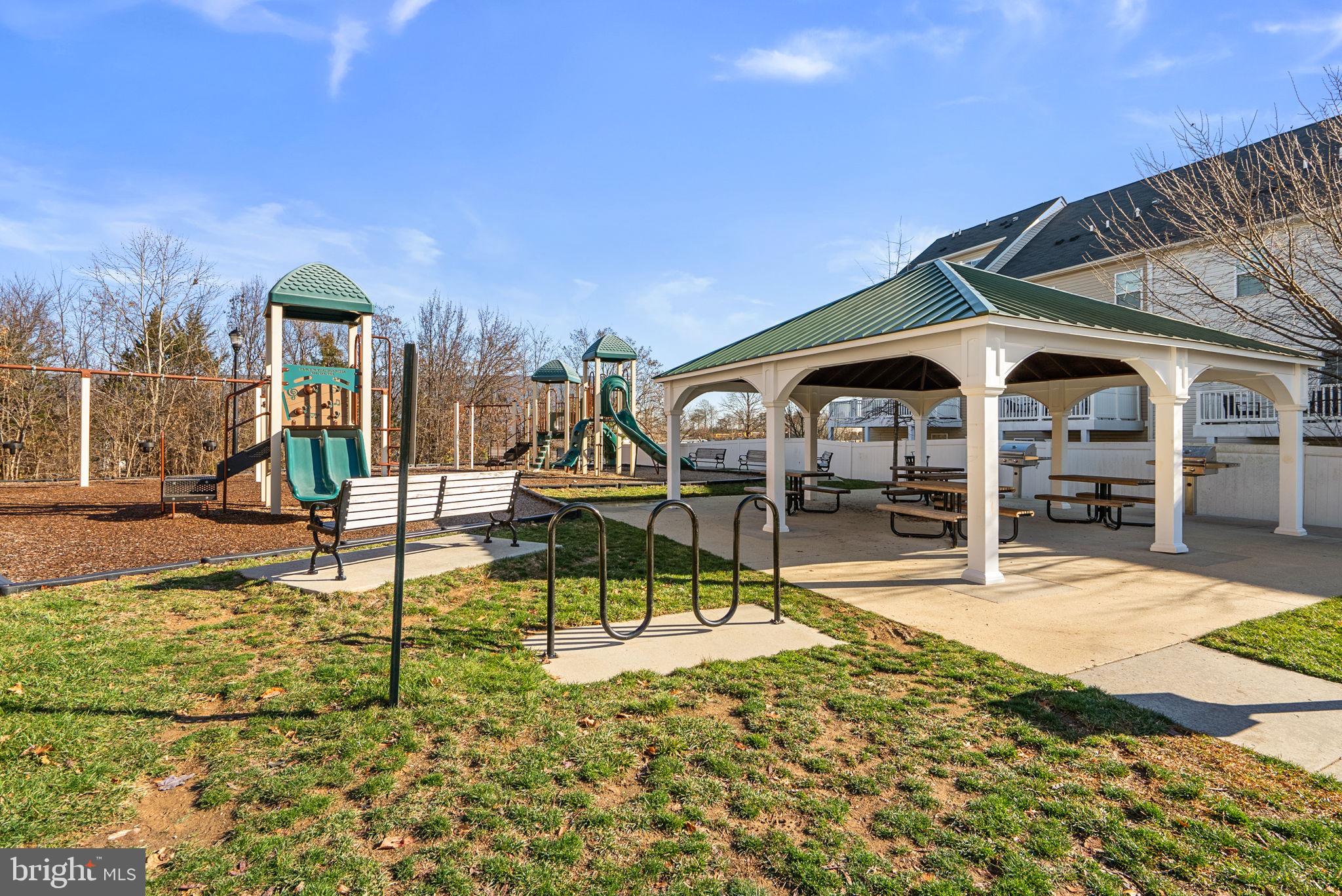 BLUE STREAM - Residential