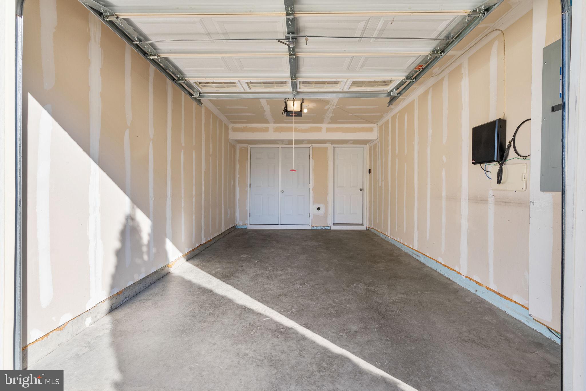 BLUE STREAM - Residential