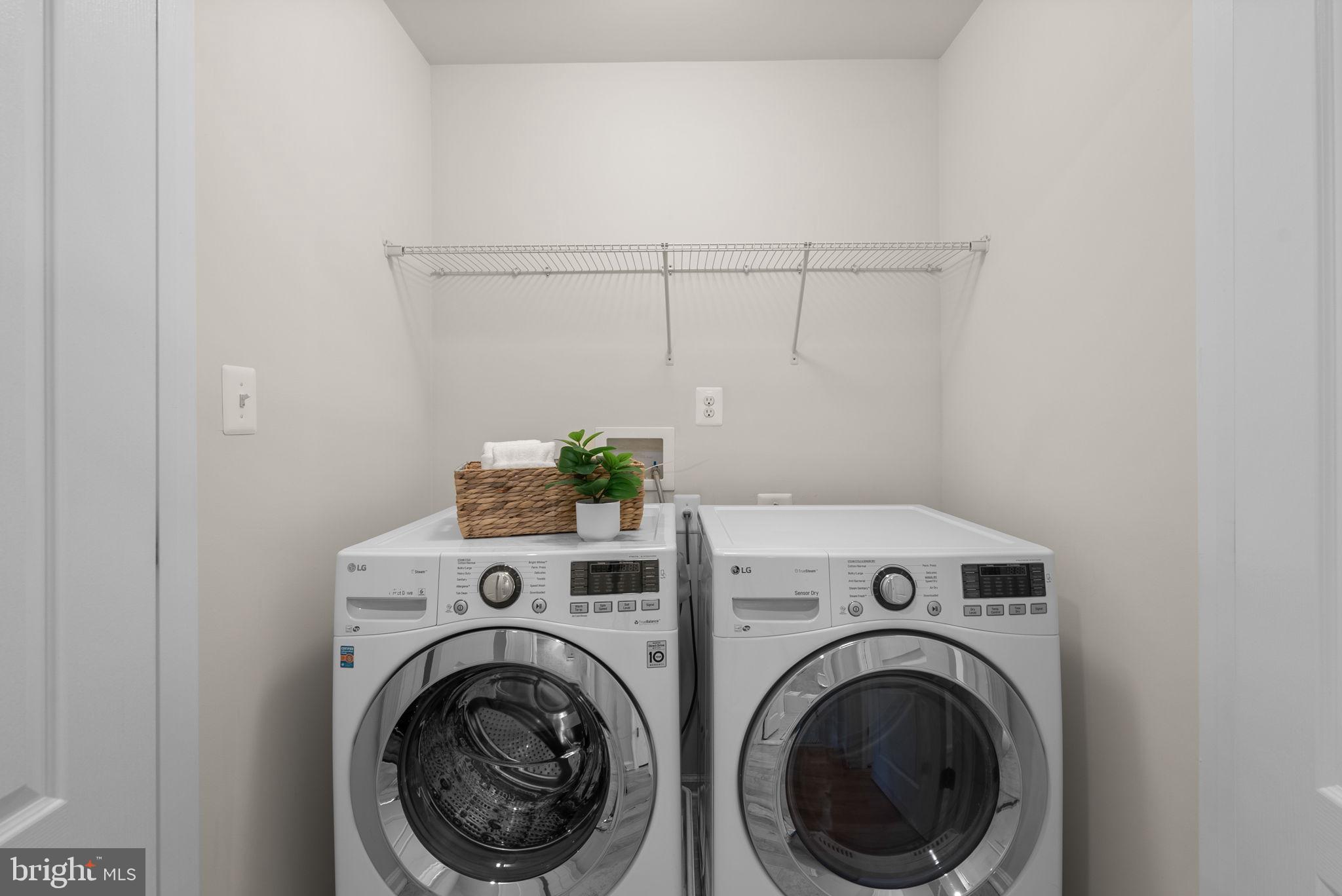 BLUE STREAM - Residential