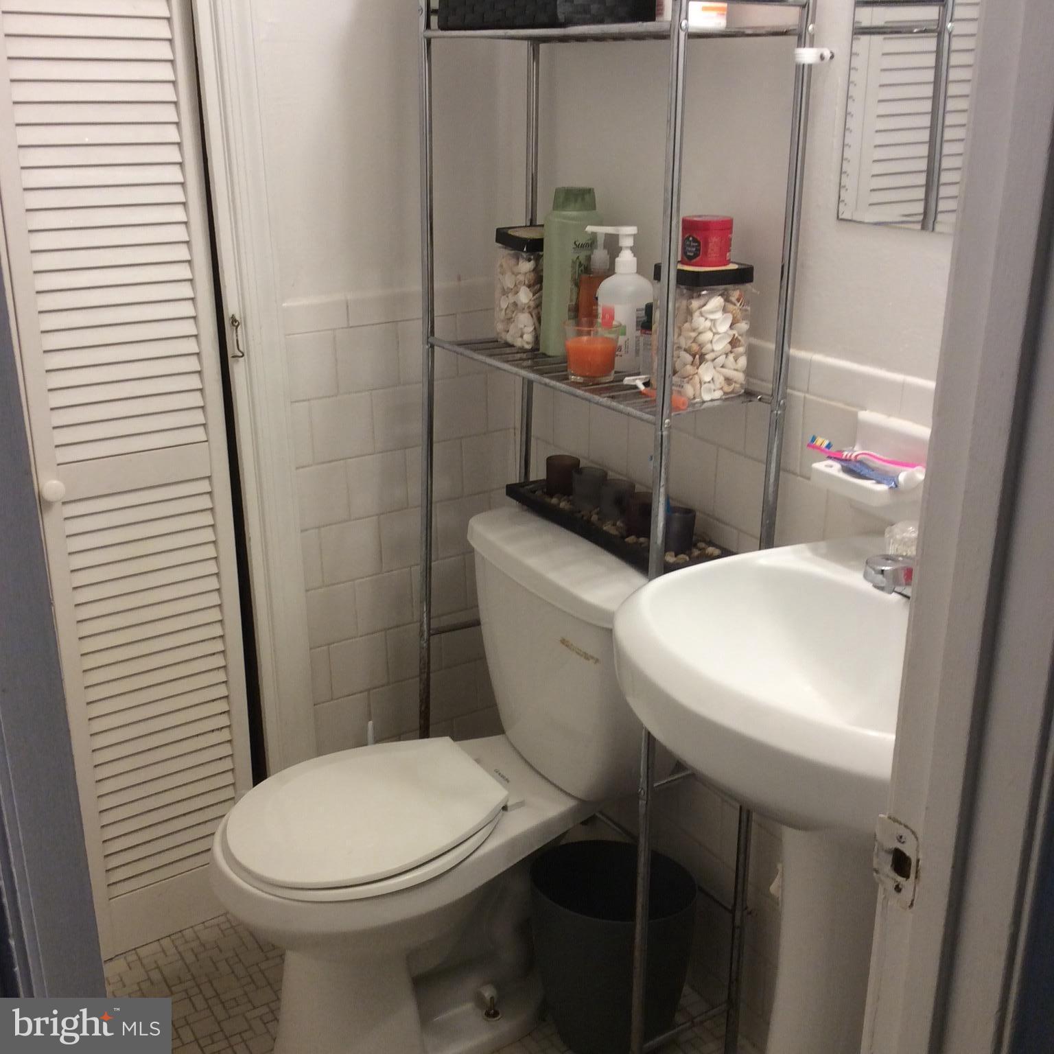 OLD TOWNE VILLAGE CONDOMINIUMS - Residential