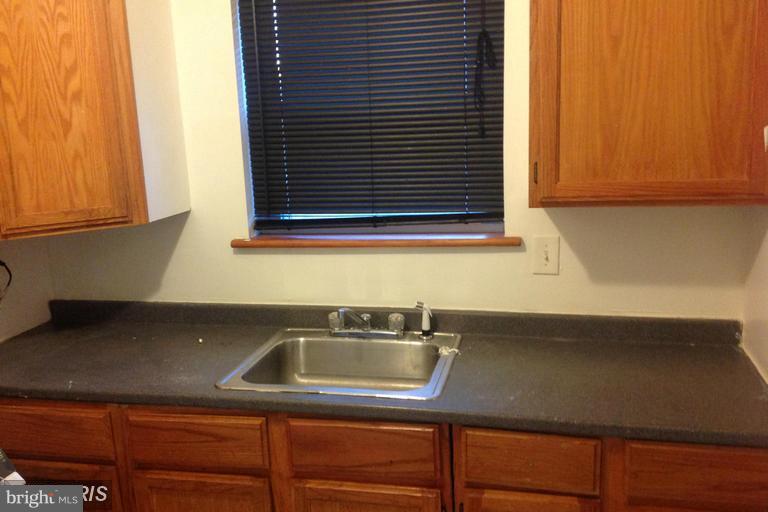 OLD TOWNE VILLAGE CONDOMINIUMS - Residential