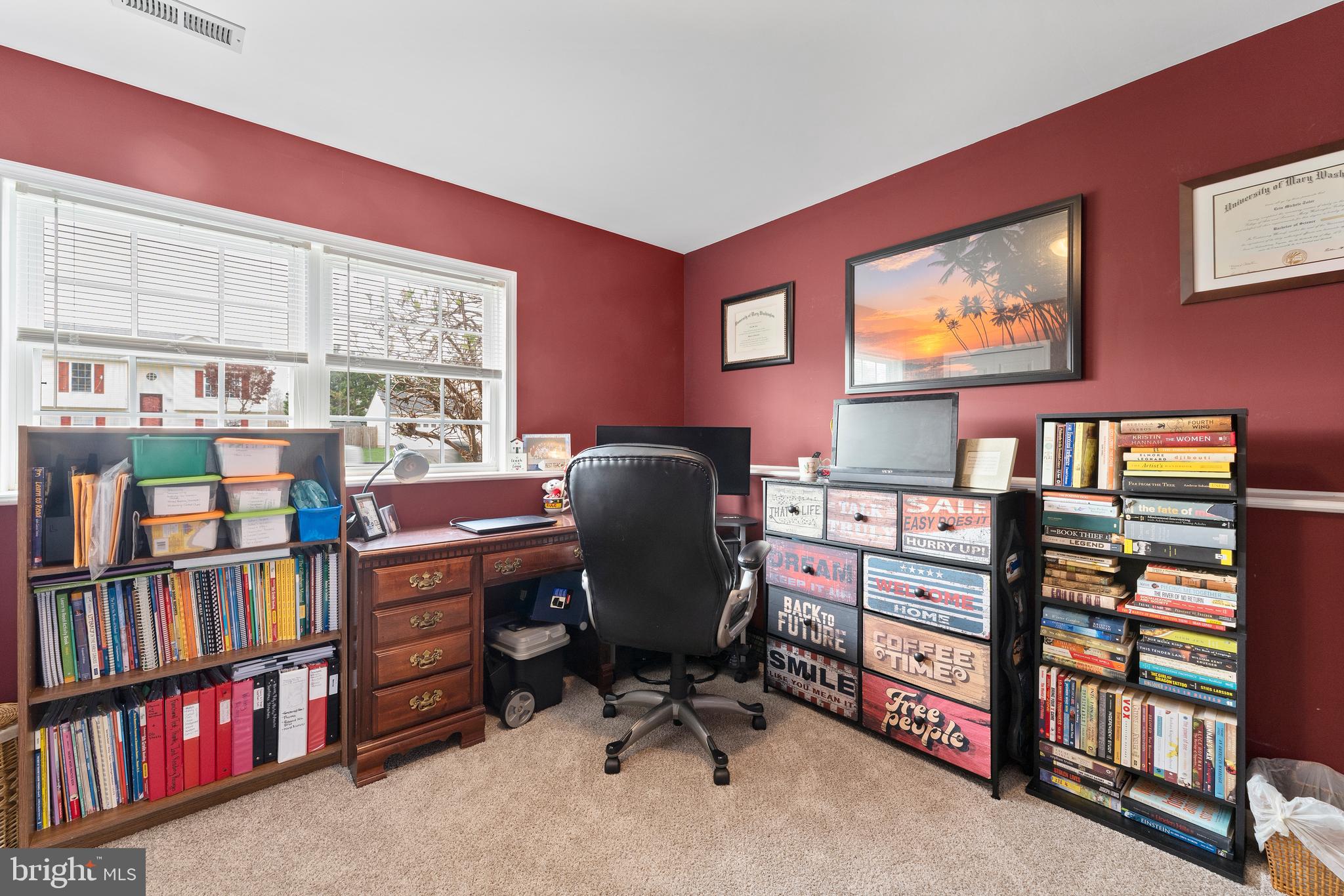 HAMILTONS CROSSING - Residential