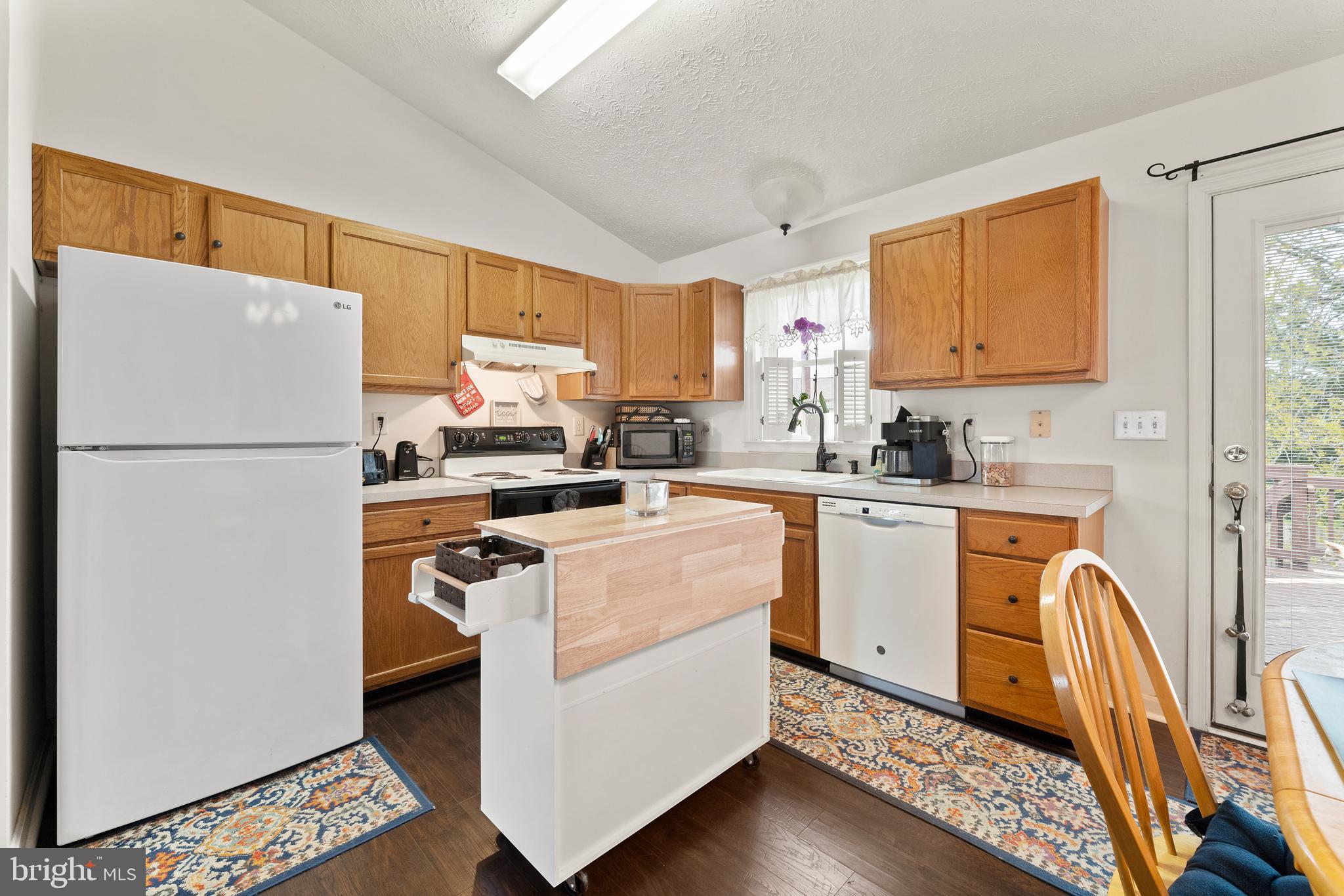 HAMILTONS CROSSING - Residential