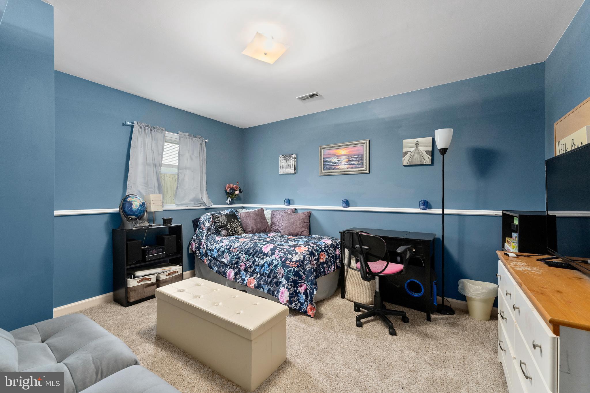 HAMILTONS CROSSING - Residential