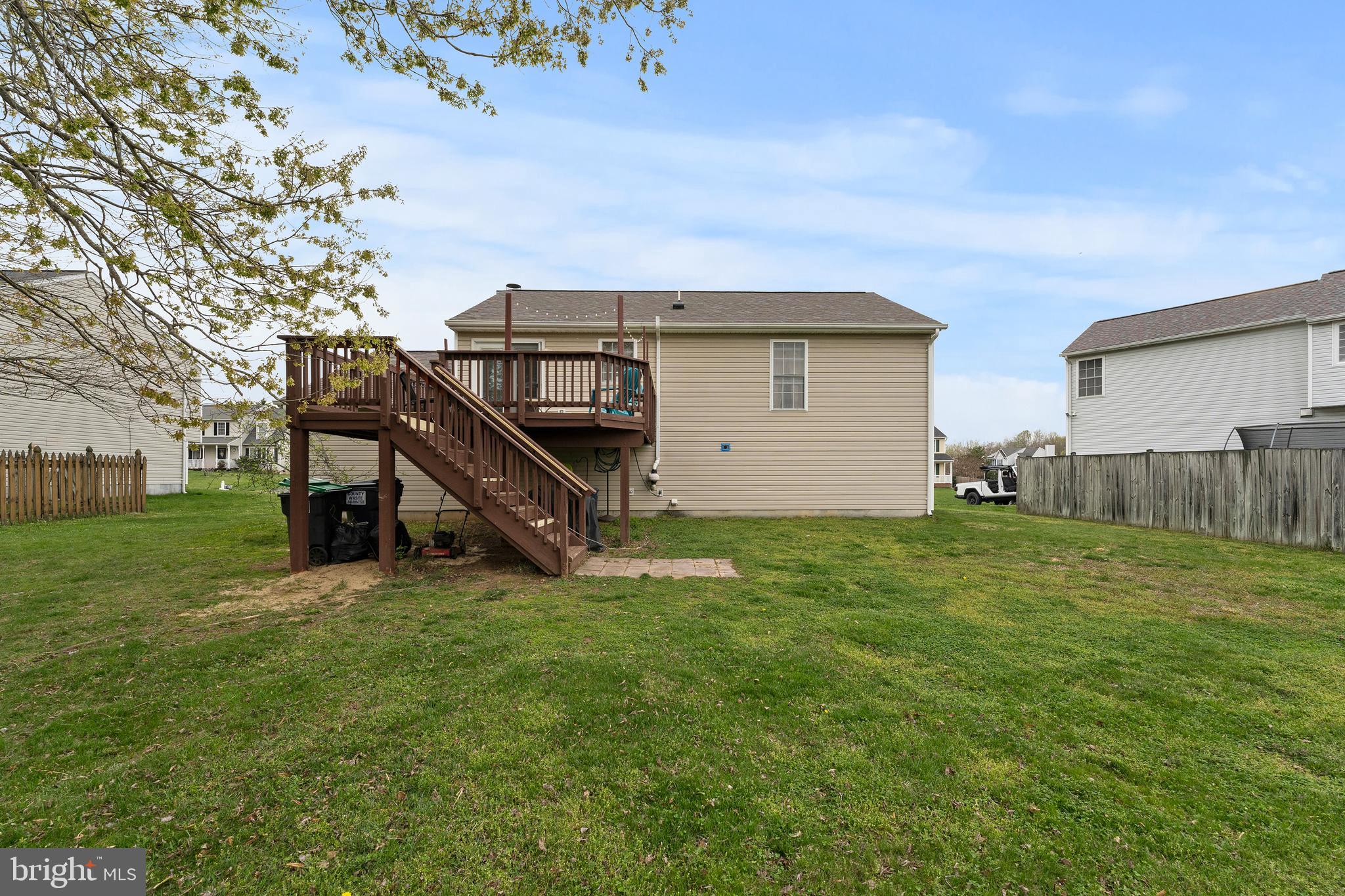 HAMILTONS CROSSING - Residential