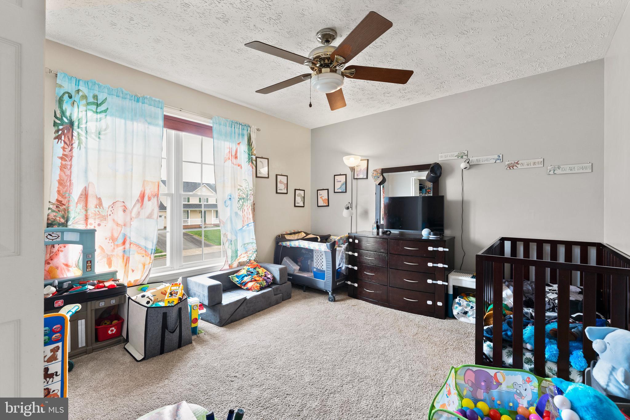 HAMILTONS CROSSING - Residential