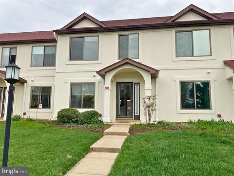 30 QUEEN MARY COURT C CHESTER MD 21619