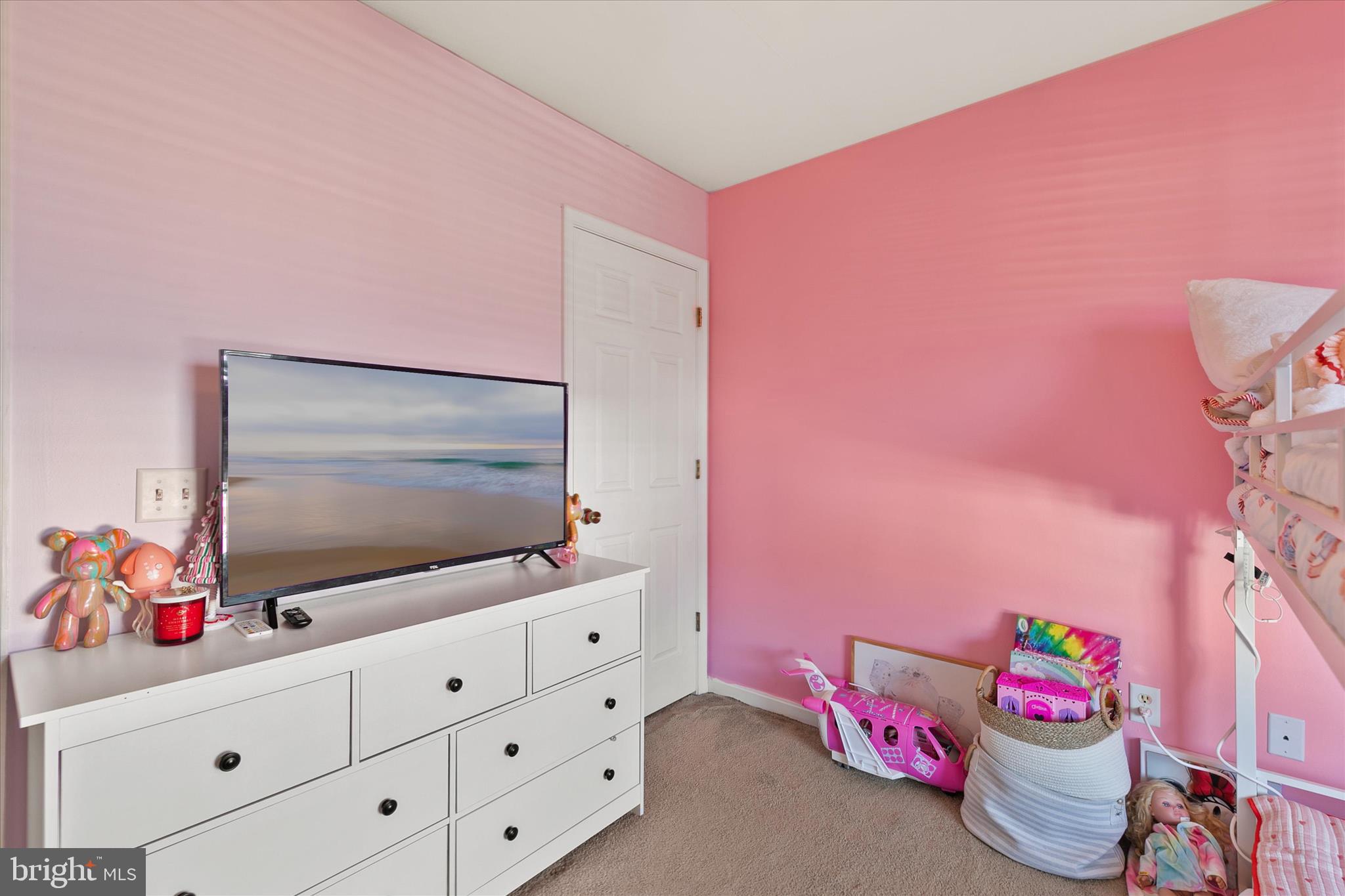 CEA-DAG COURT - Residential