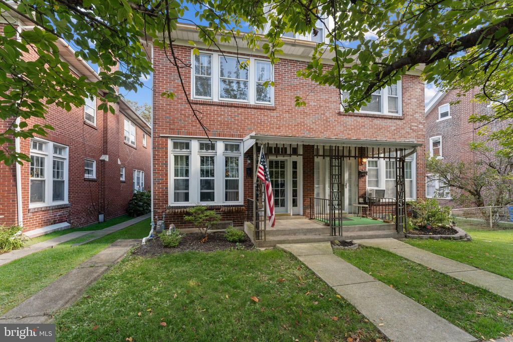 Photo of 1042 Delaware Ave, FOUNTAIN HILL, PA 18015 (MLS # PALH2013532)