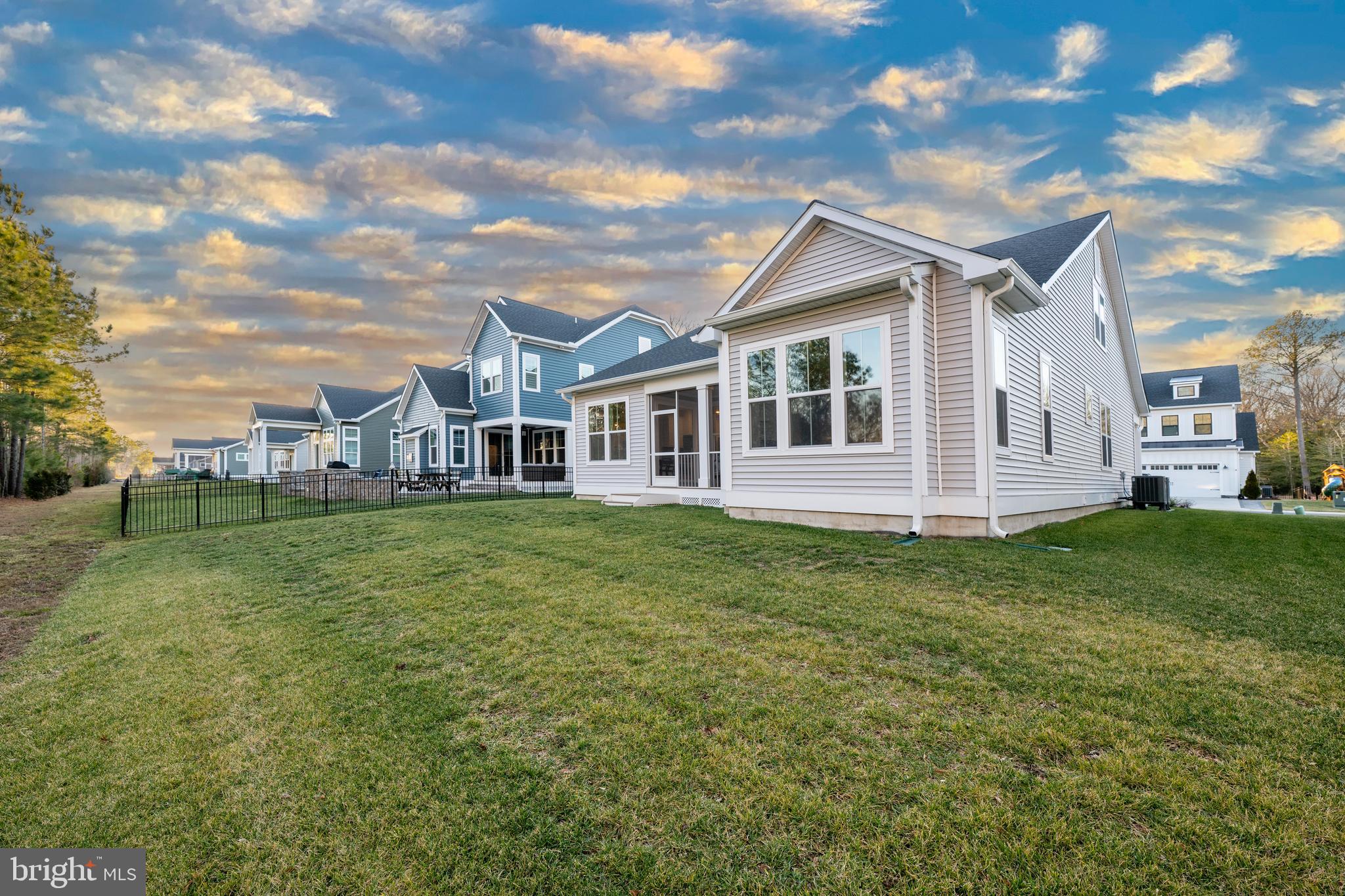 SWEETBAY - Residential