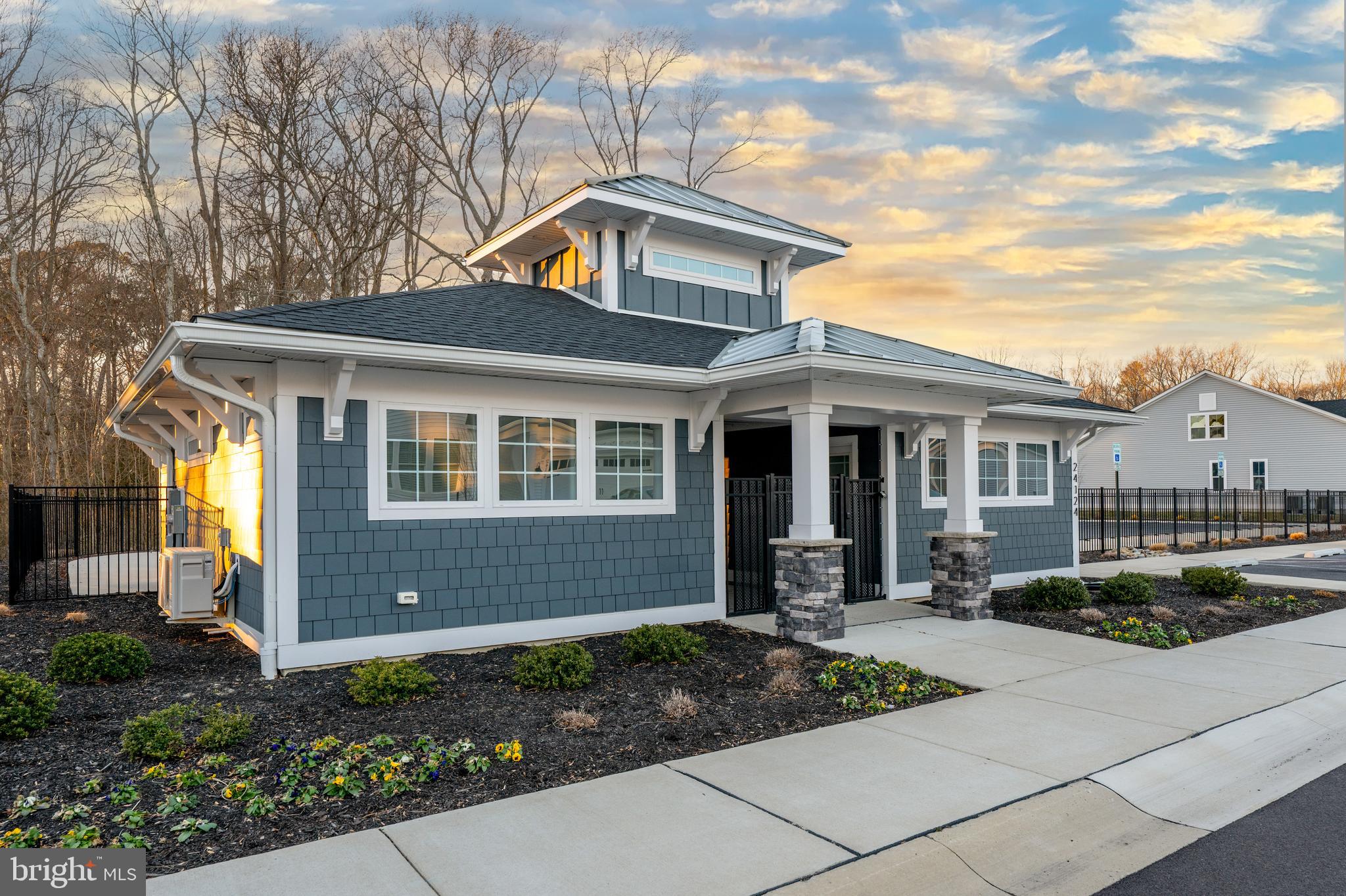 SWEETBAY - Residential