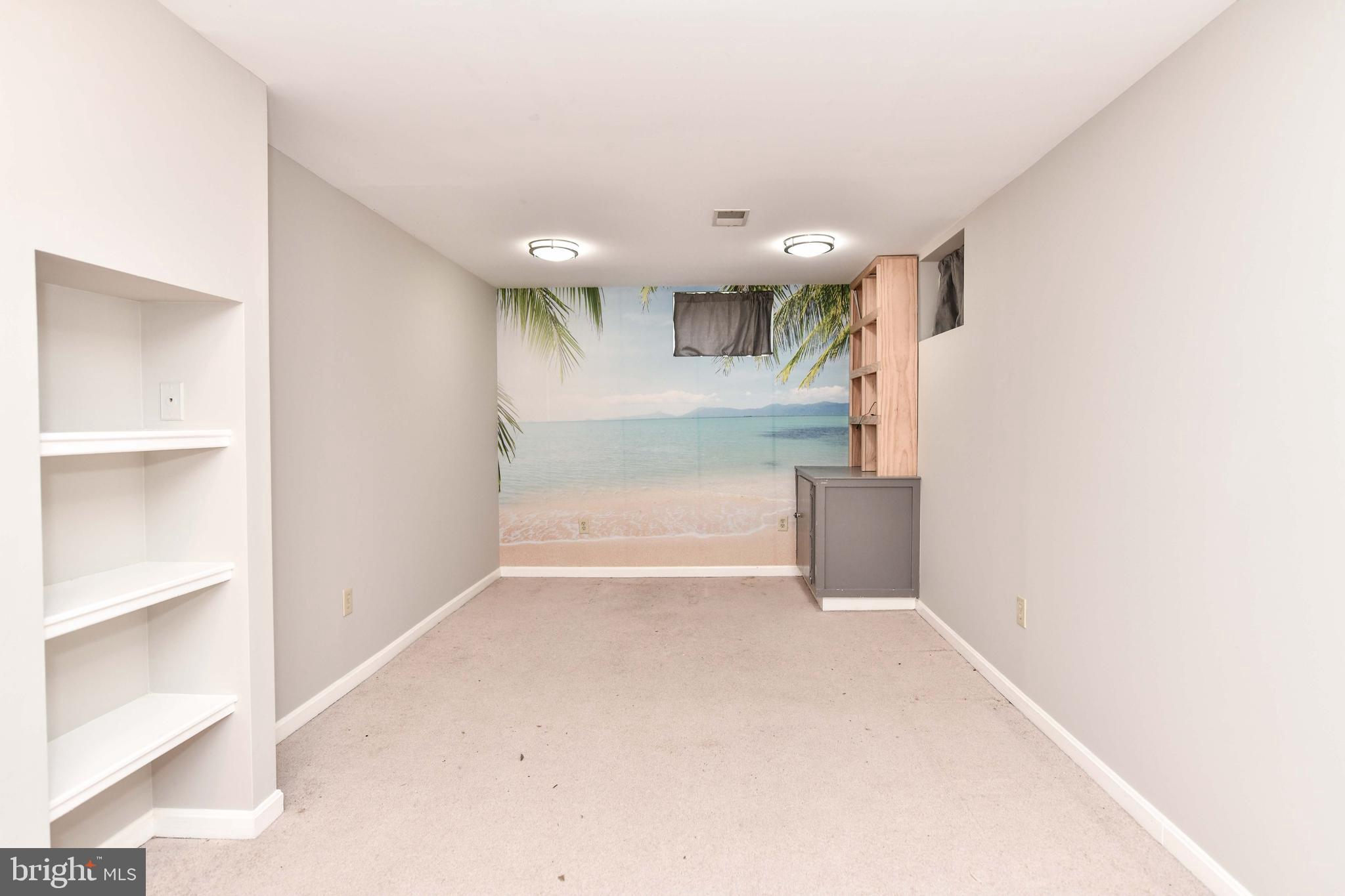 GREAT FALLS FOREST - Residential Lease