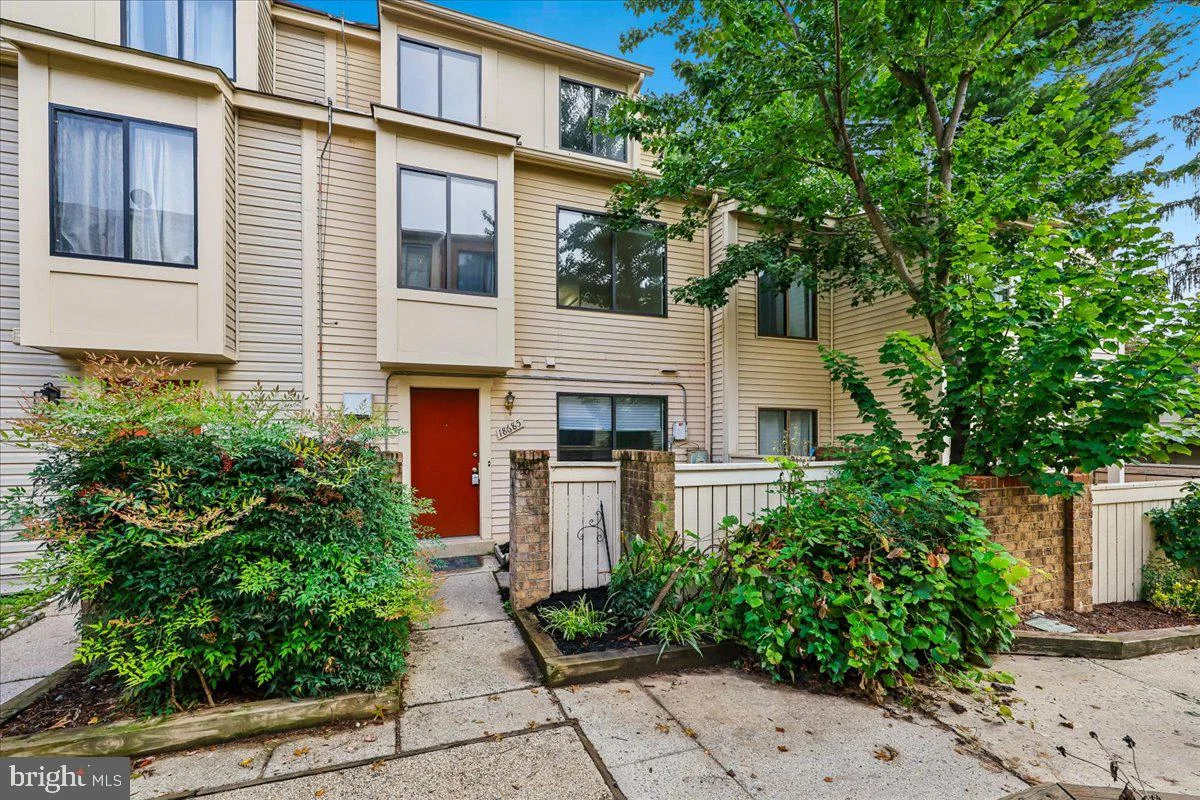 18685 Nathans Place