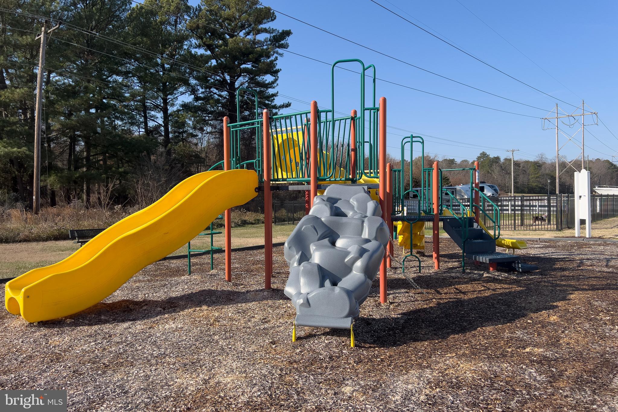 MALLARD LANDING - Residential