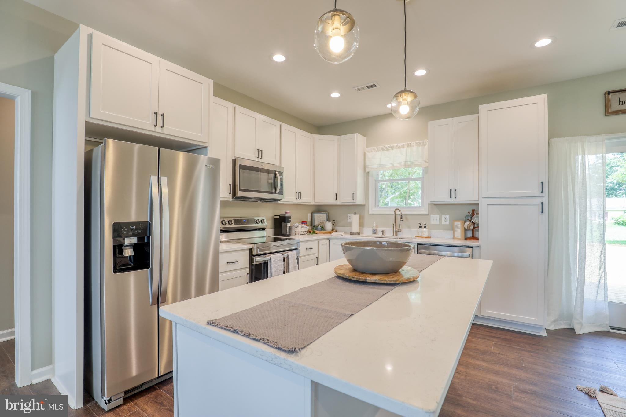 JUNEWOOD ESTATES - Residential