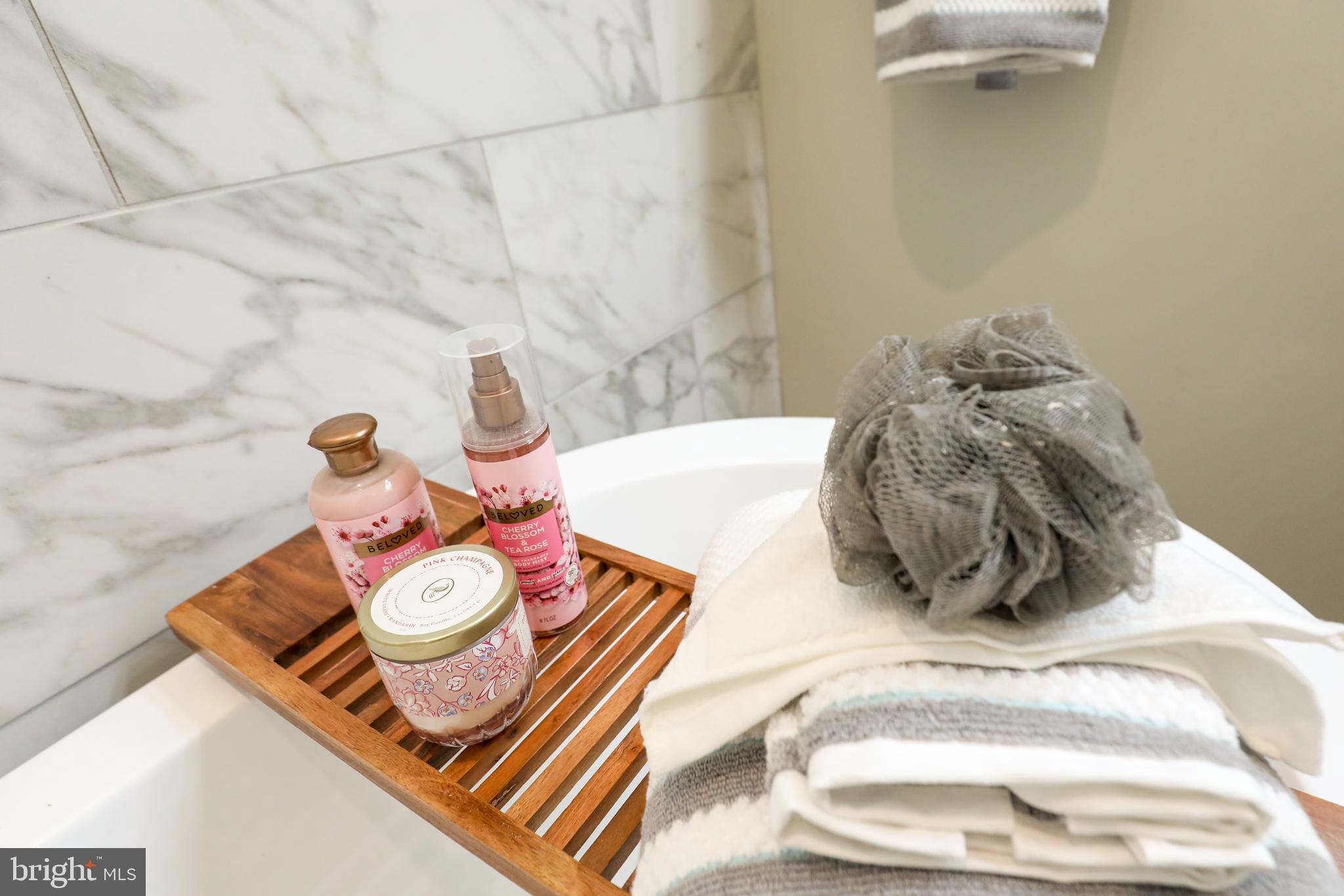 JUNEWOOD ESTATES - Residential