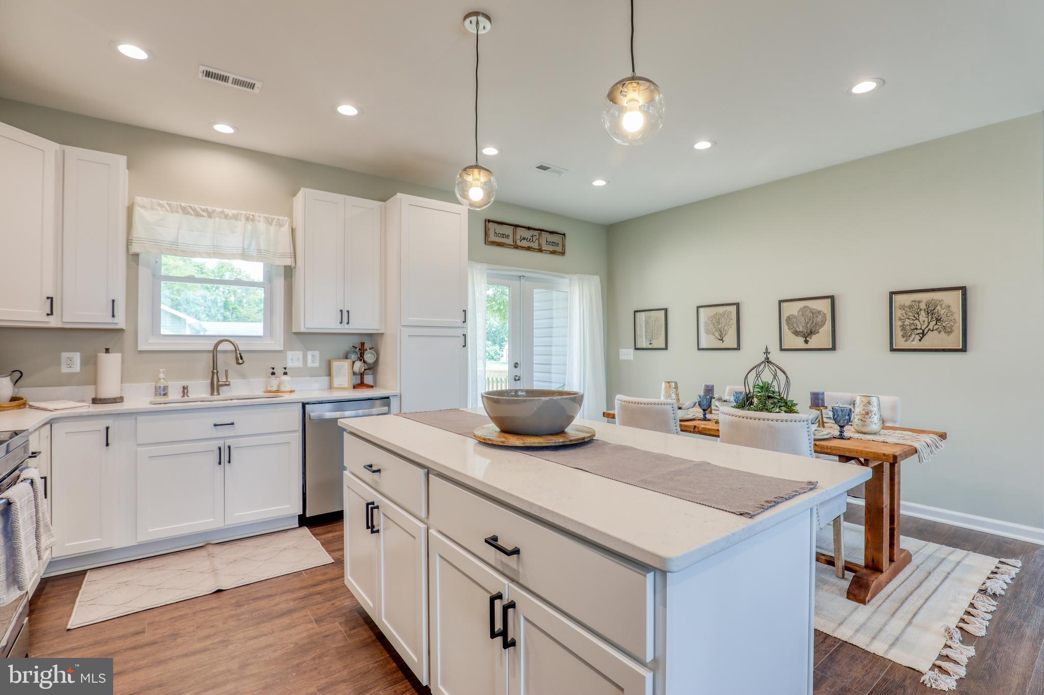 JUNEWOOD ESTATES - Residential