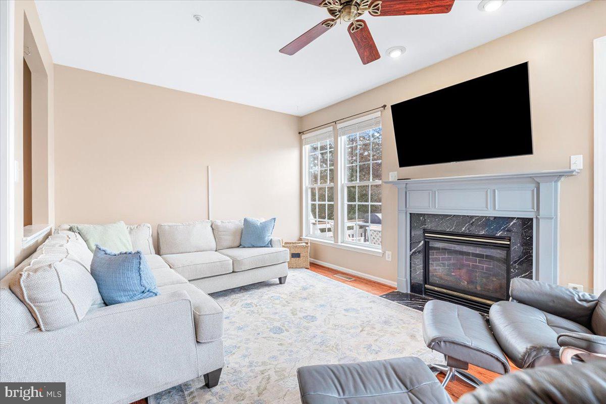 DEARBOUGHT - Residential